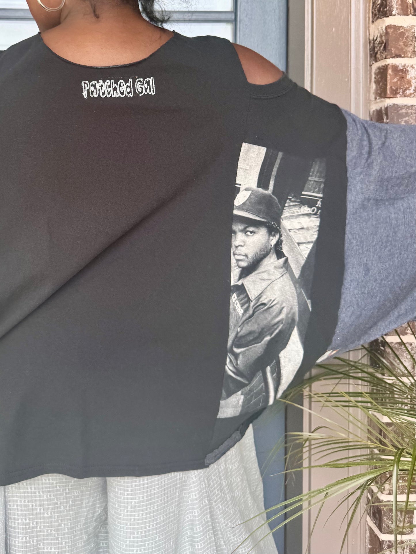 XXS-Extra Large Biggie Cold Shoulder Graphic Tee