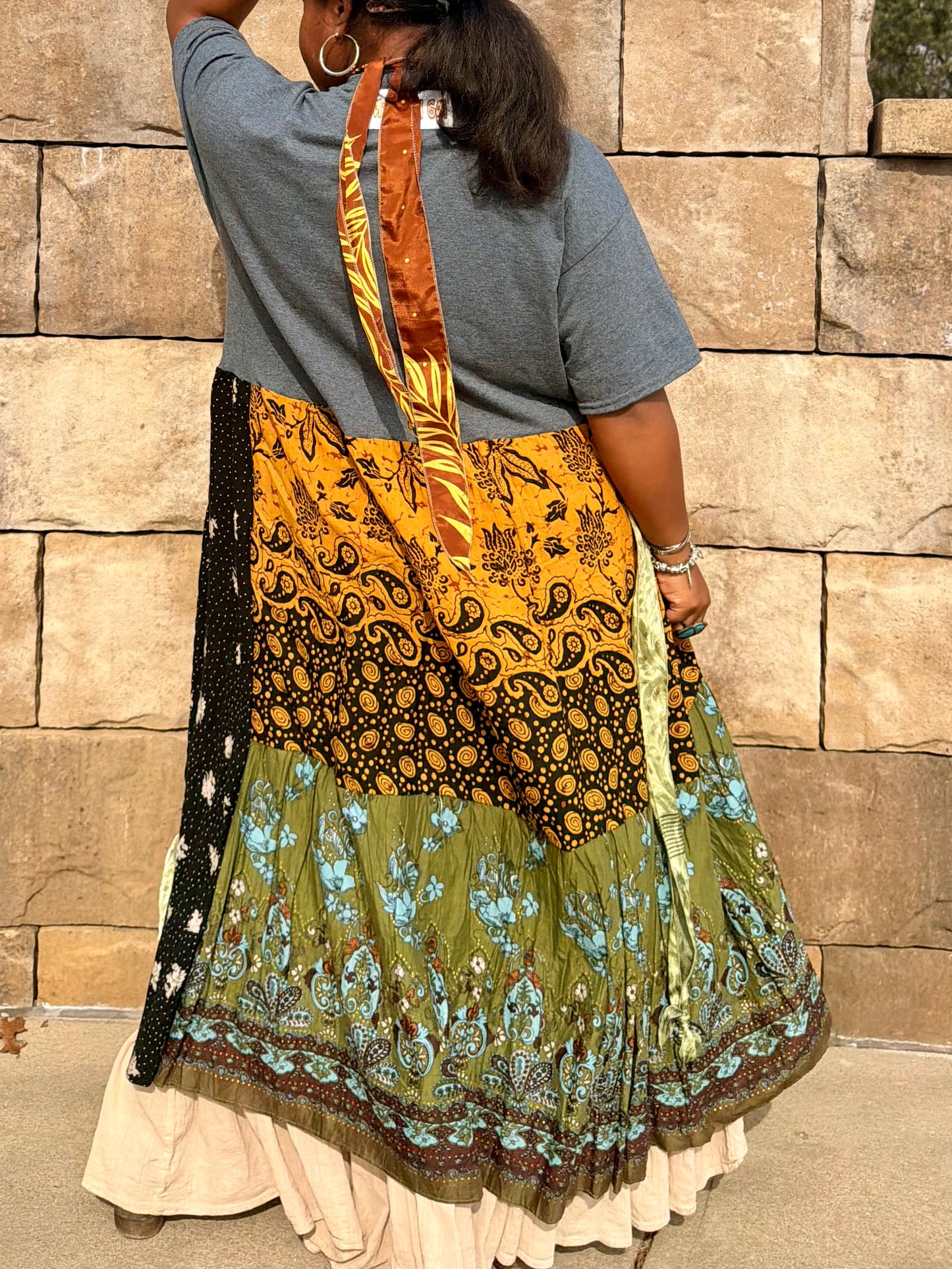 Medium-2XL Sade Maxi Tee