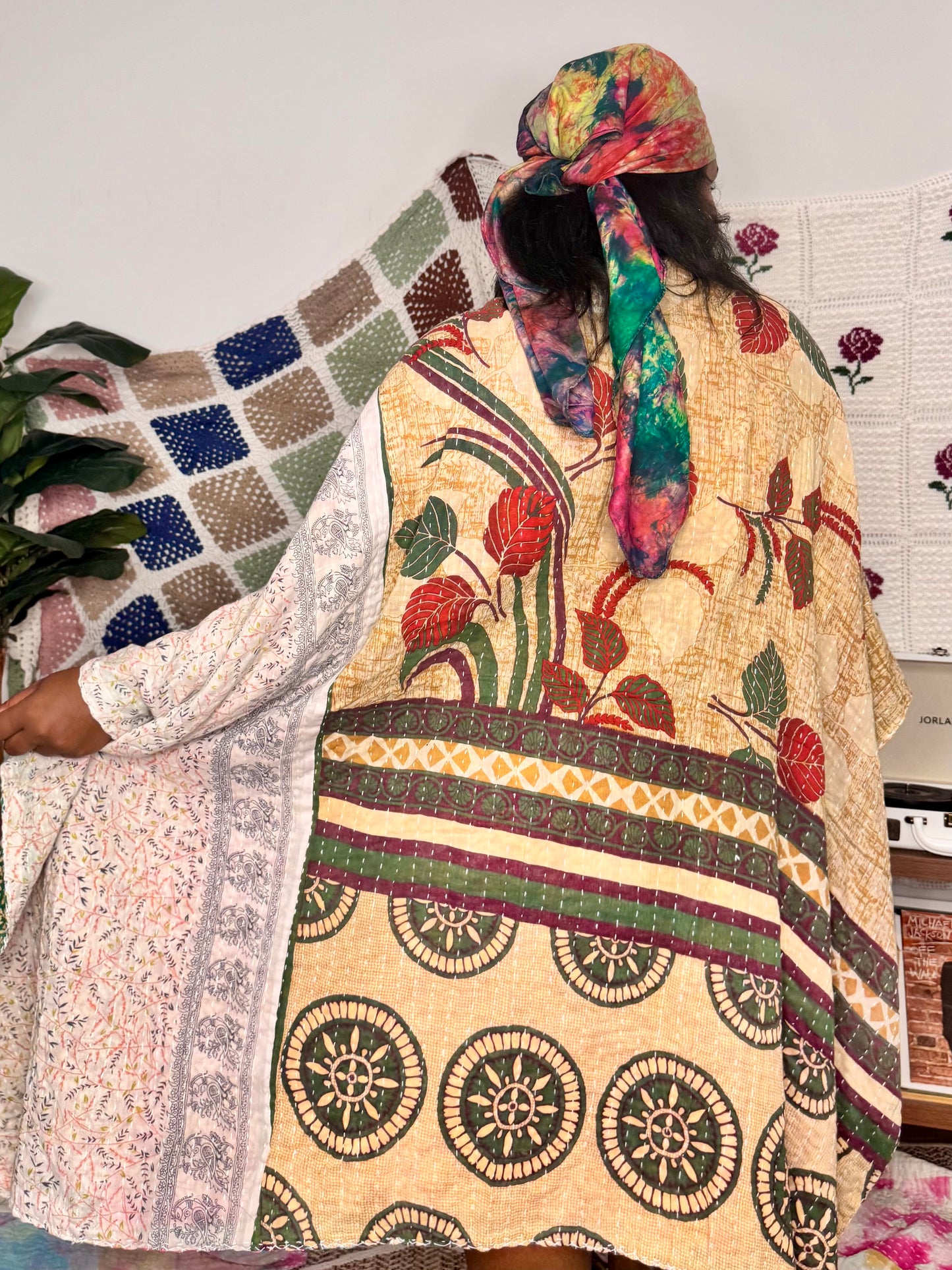 Small-2XL Good Vibes Kimono Tee