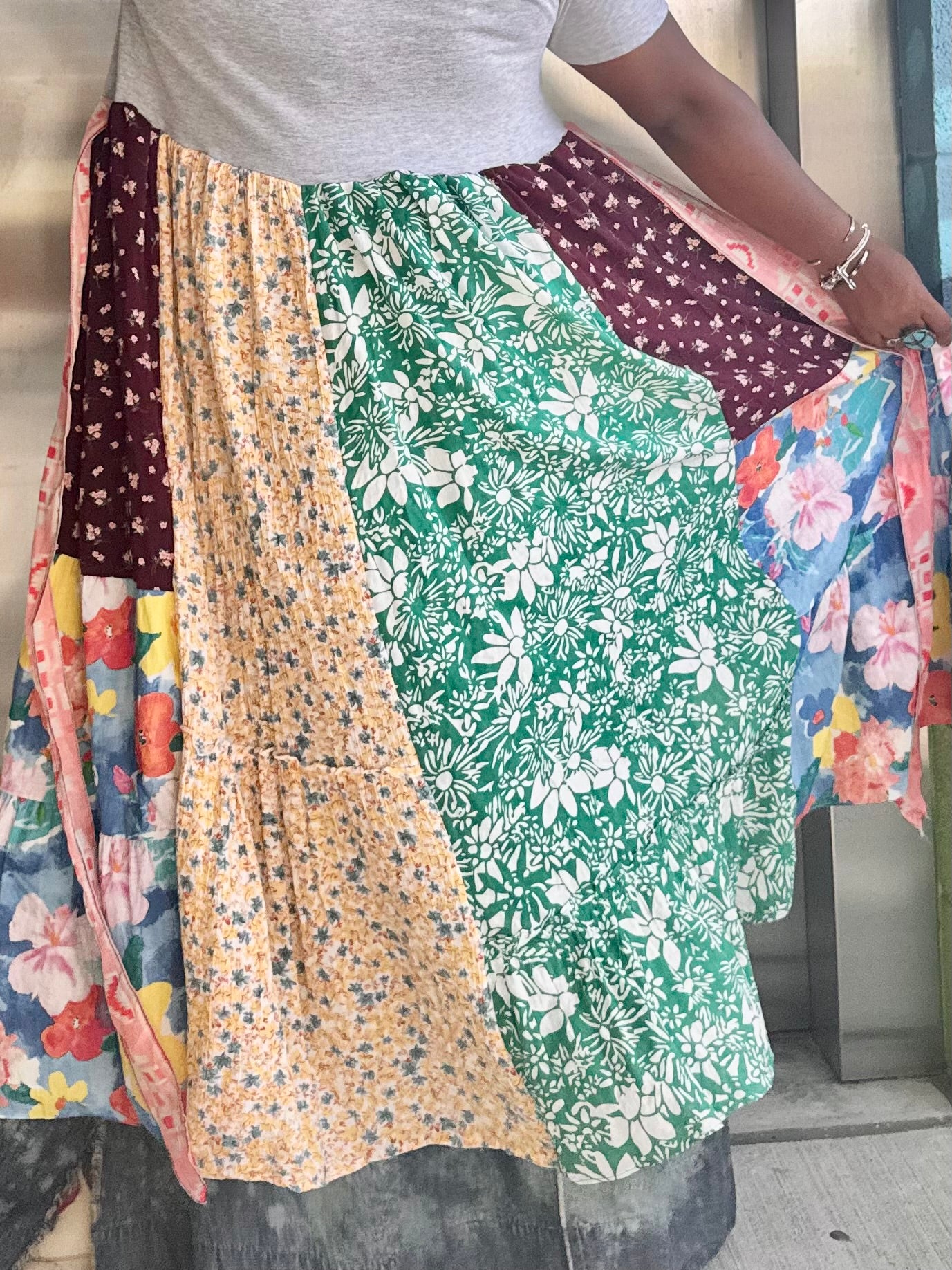 XXS-Medium Roses Maxi Tee