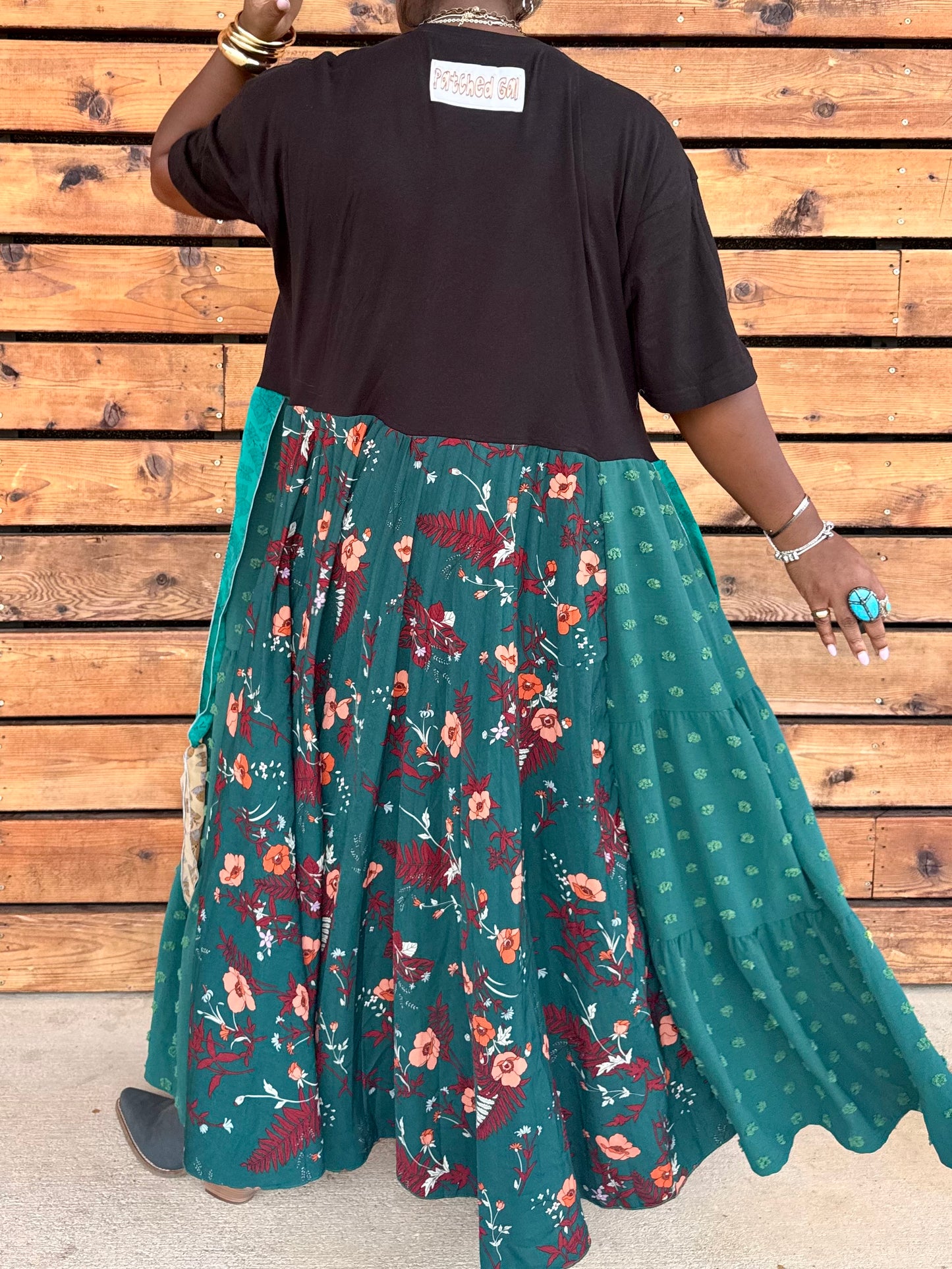 Medium-2XL Lainey Wilson Maxi Tee