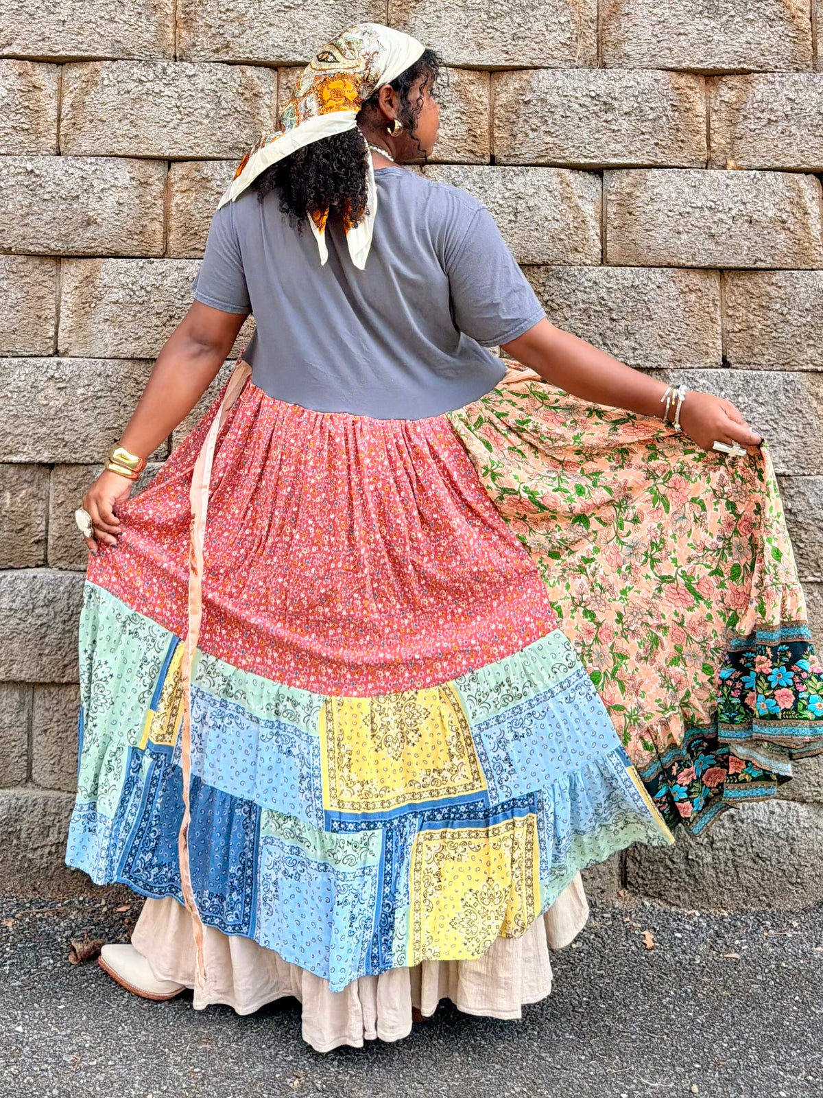 Extra Small- Extra Large KISS Maxi Tee