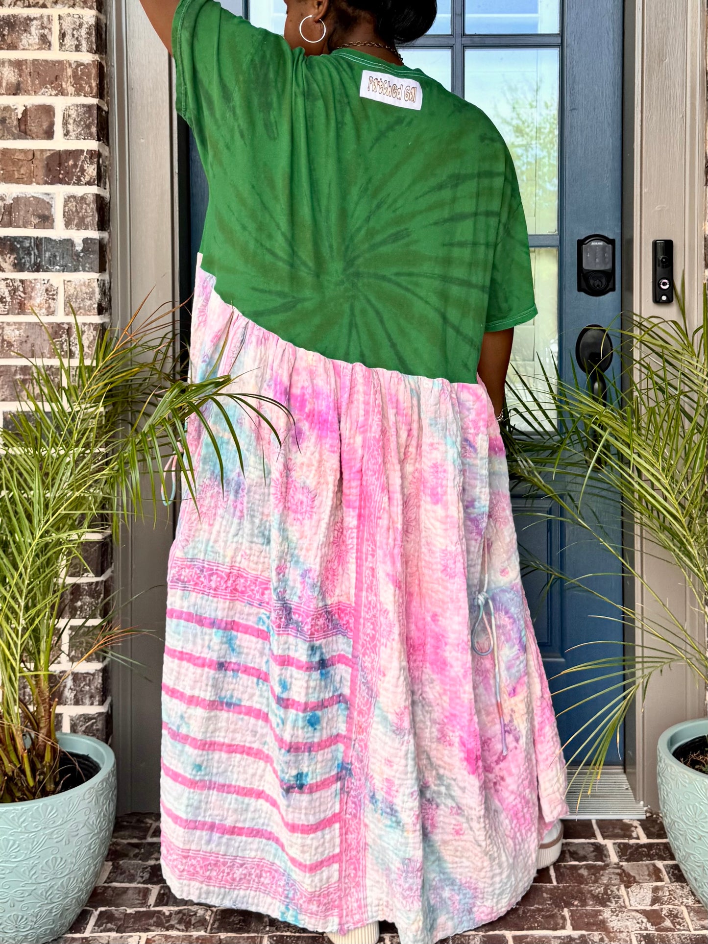 Large-2XL Pink Floyd Maxi Tee