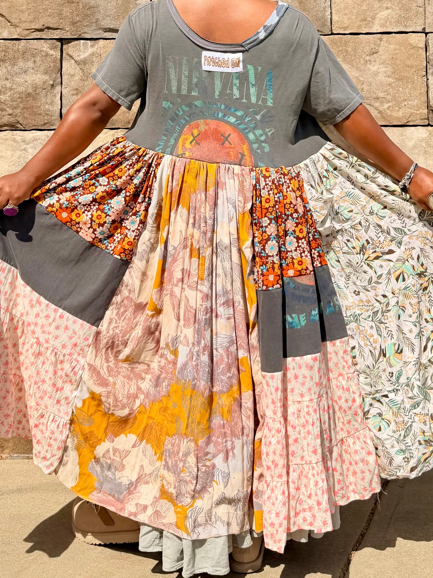 Extra Small-1XL Nirvana High Low Swing Tee