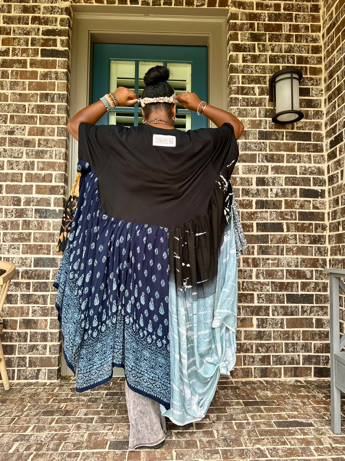 Large-3XL Lauryn Hill High Low Swing Tee