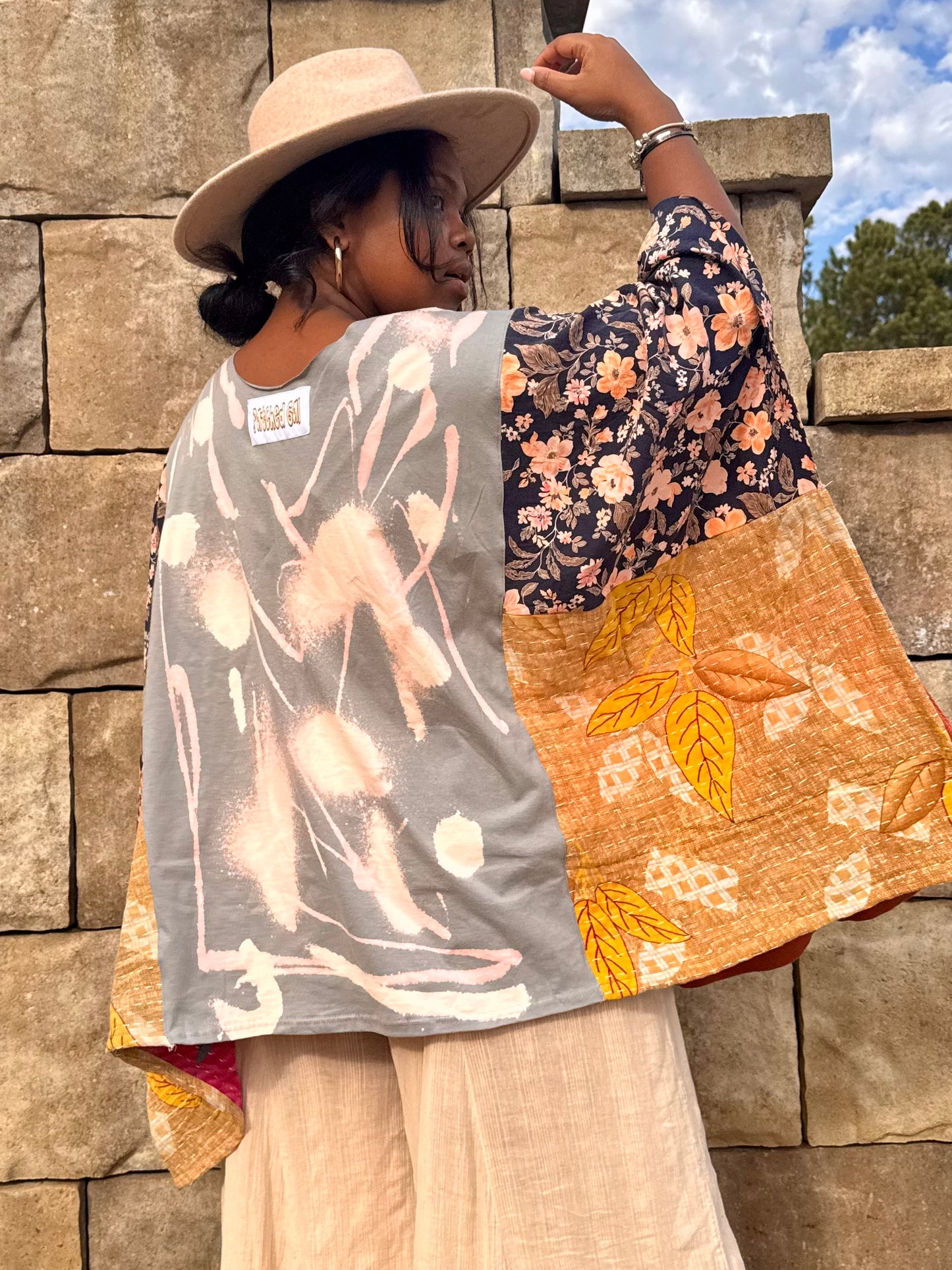 Medium-3XL This Ain't Texas Kaftan Poncho