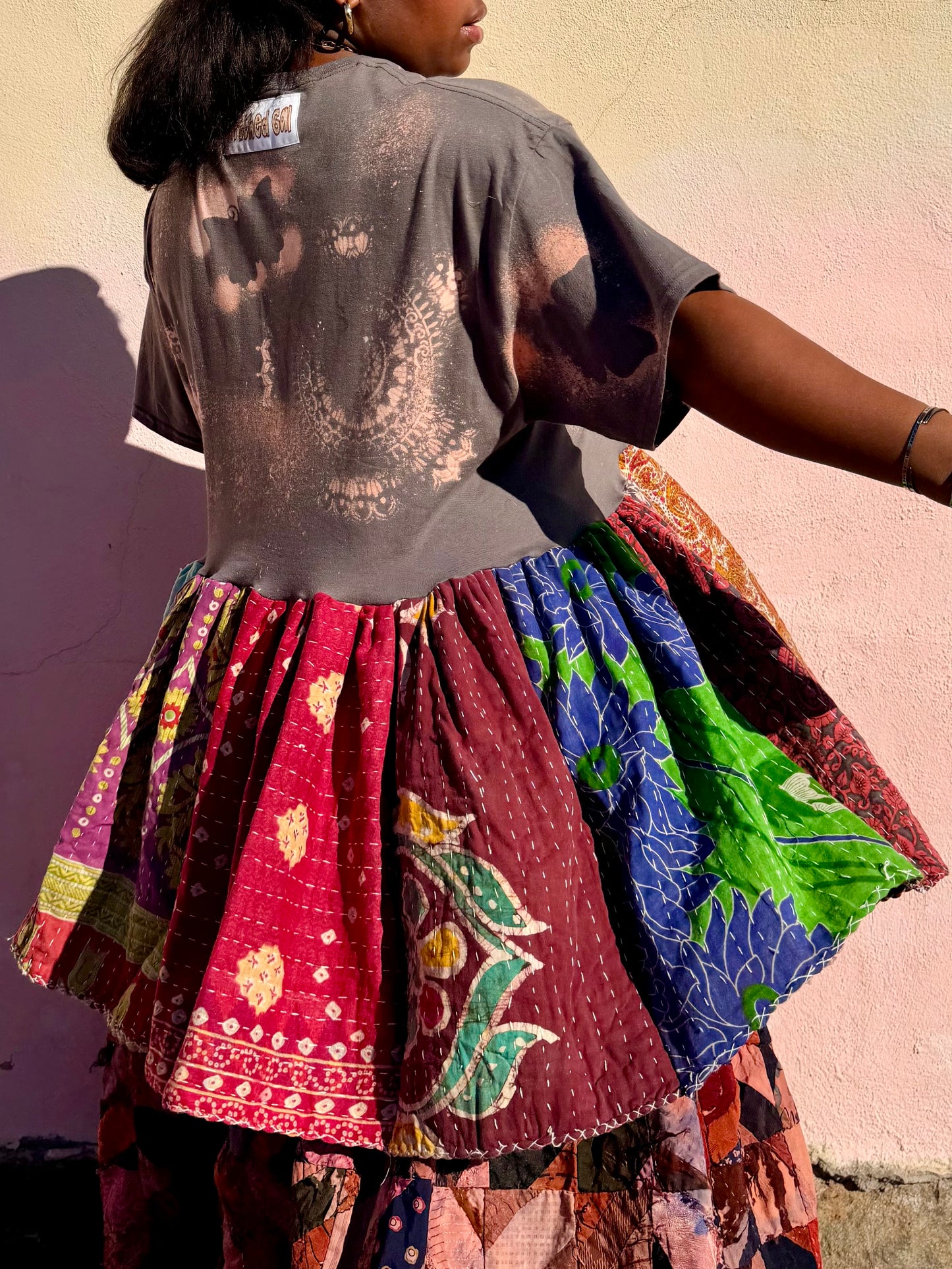 Large-3XL Sade Midi Tee