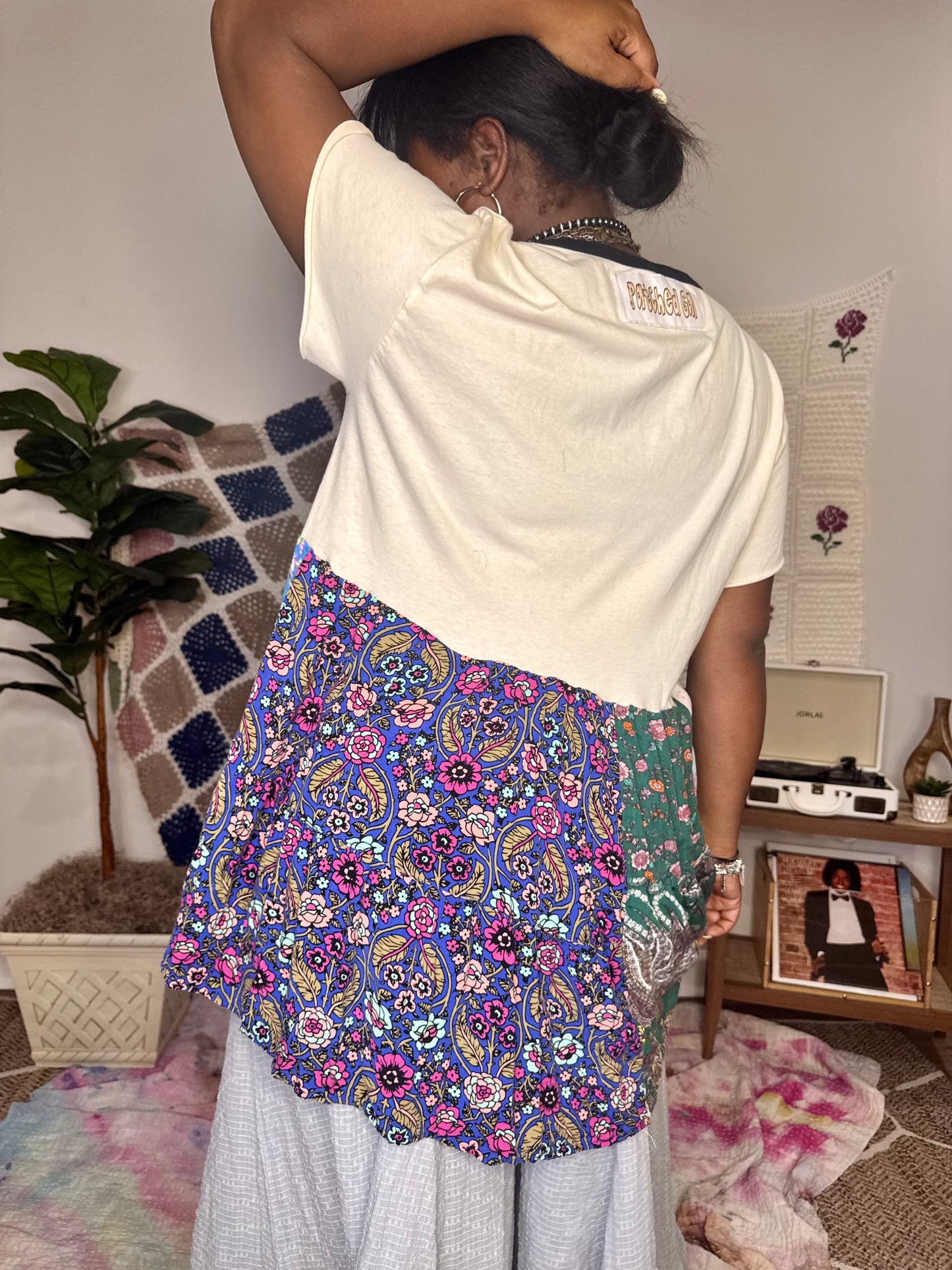 Extra Small-Extra Large Freebird Midi Tee