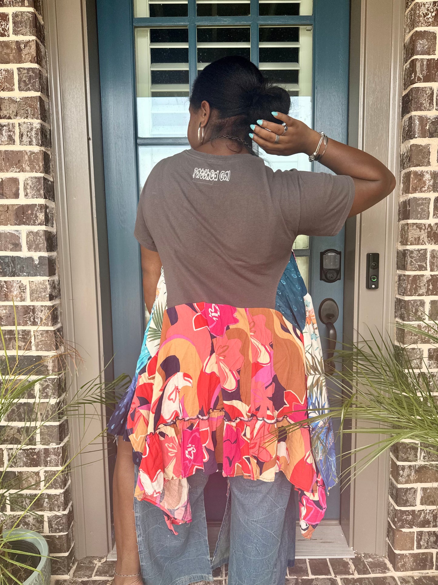 XXS-Medium Footlose Midi Tee