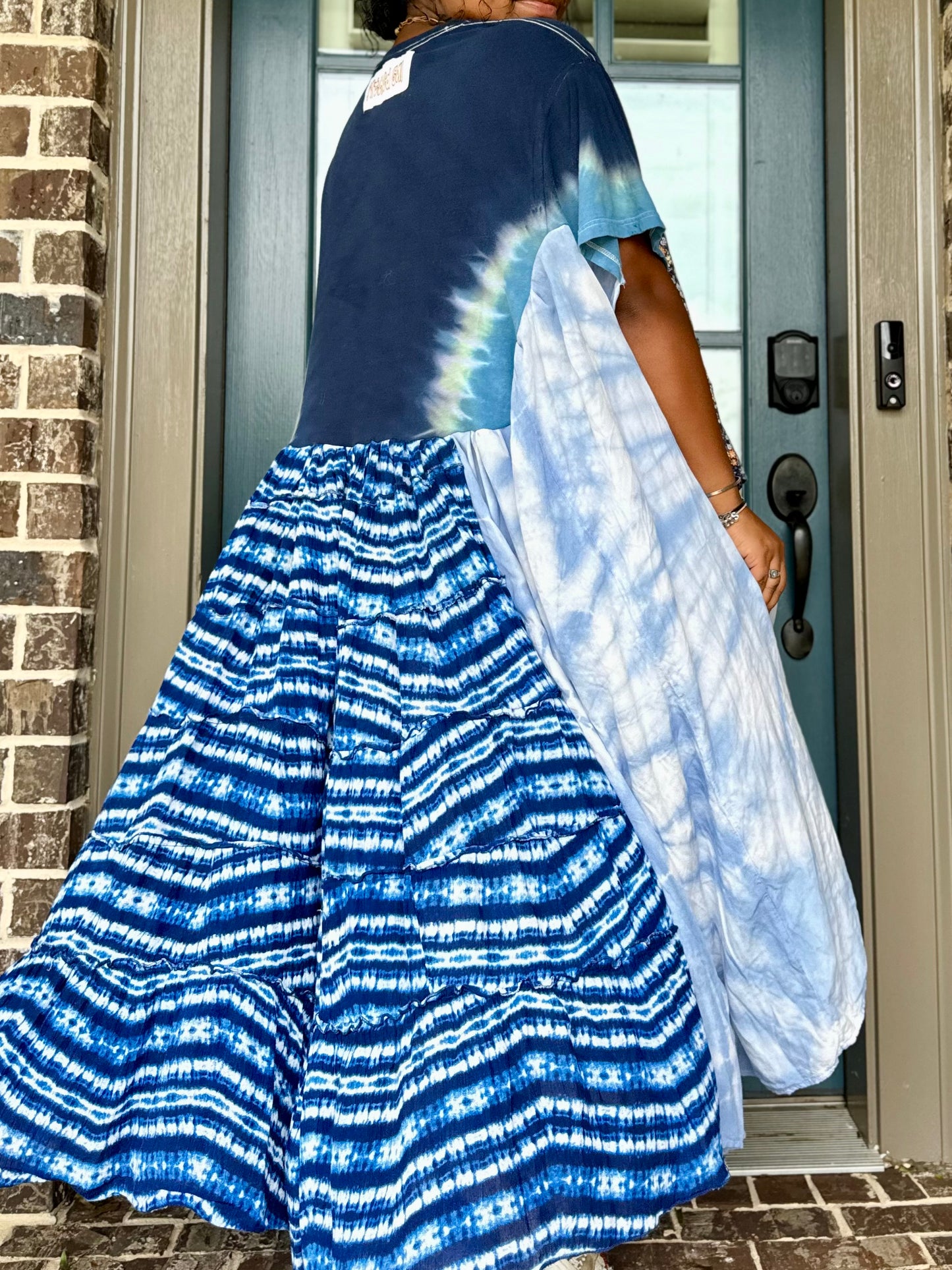 Small-Extra Large Sublime High Low Swing Tee