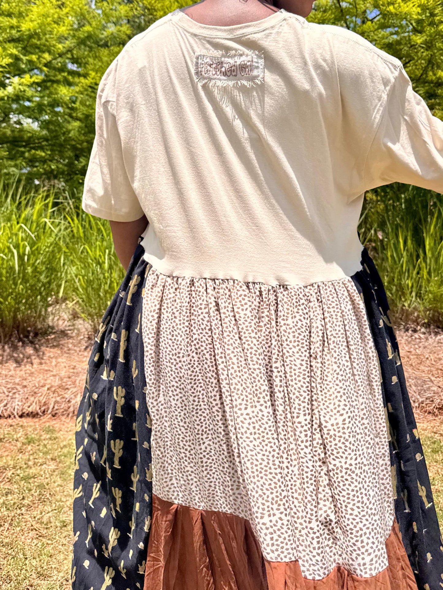 Medium-2XL Yellowstone Maxi Tee