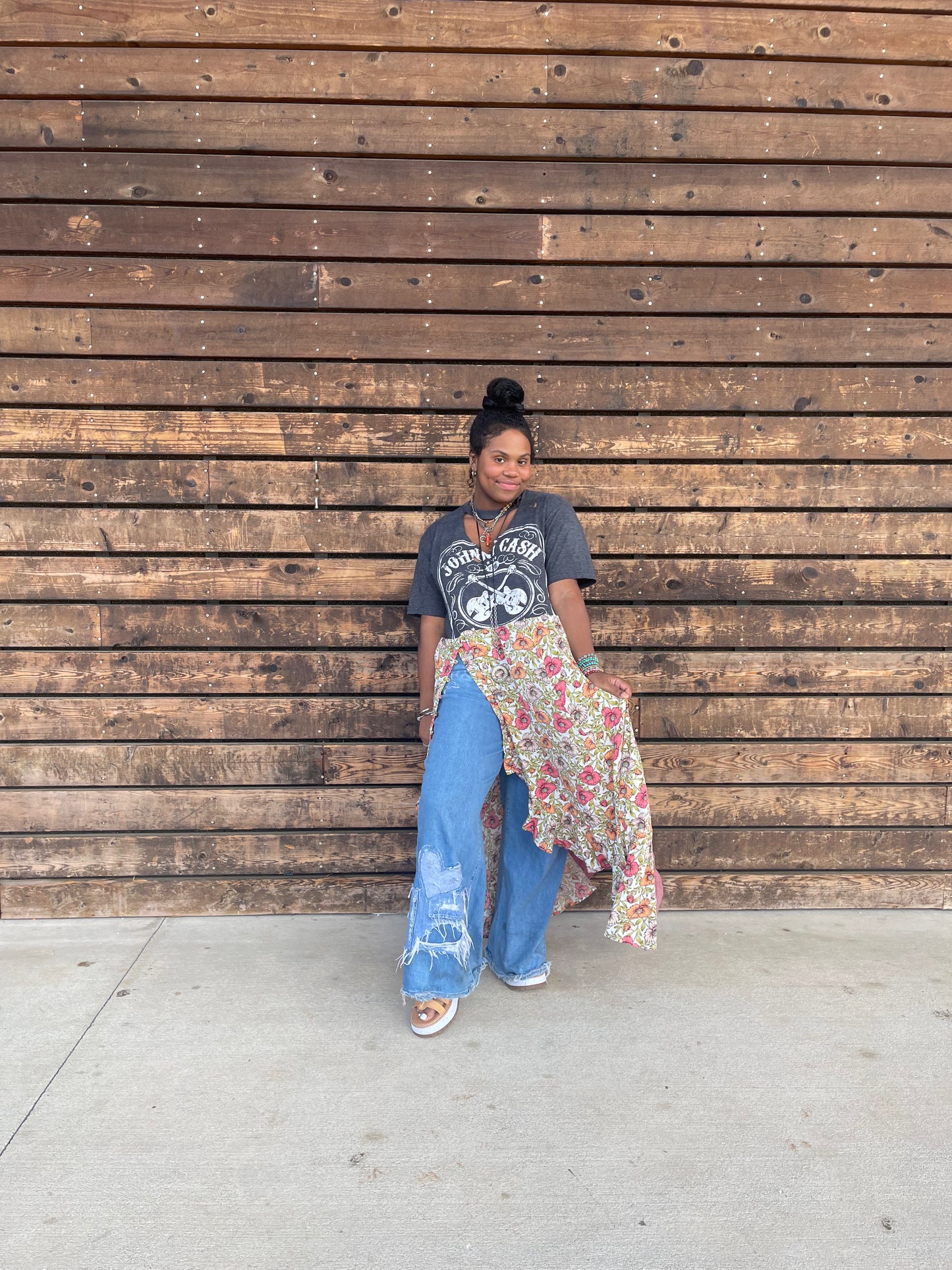 Extra Small-Extra Large Johnny Cash Maxi Tee