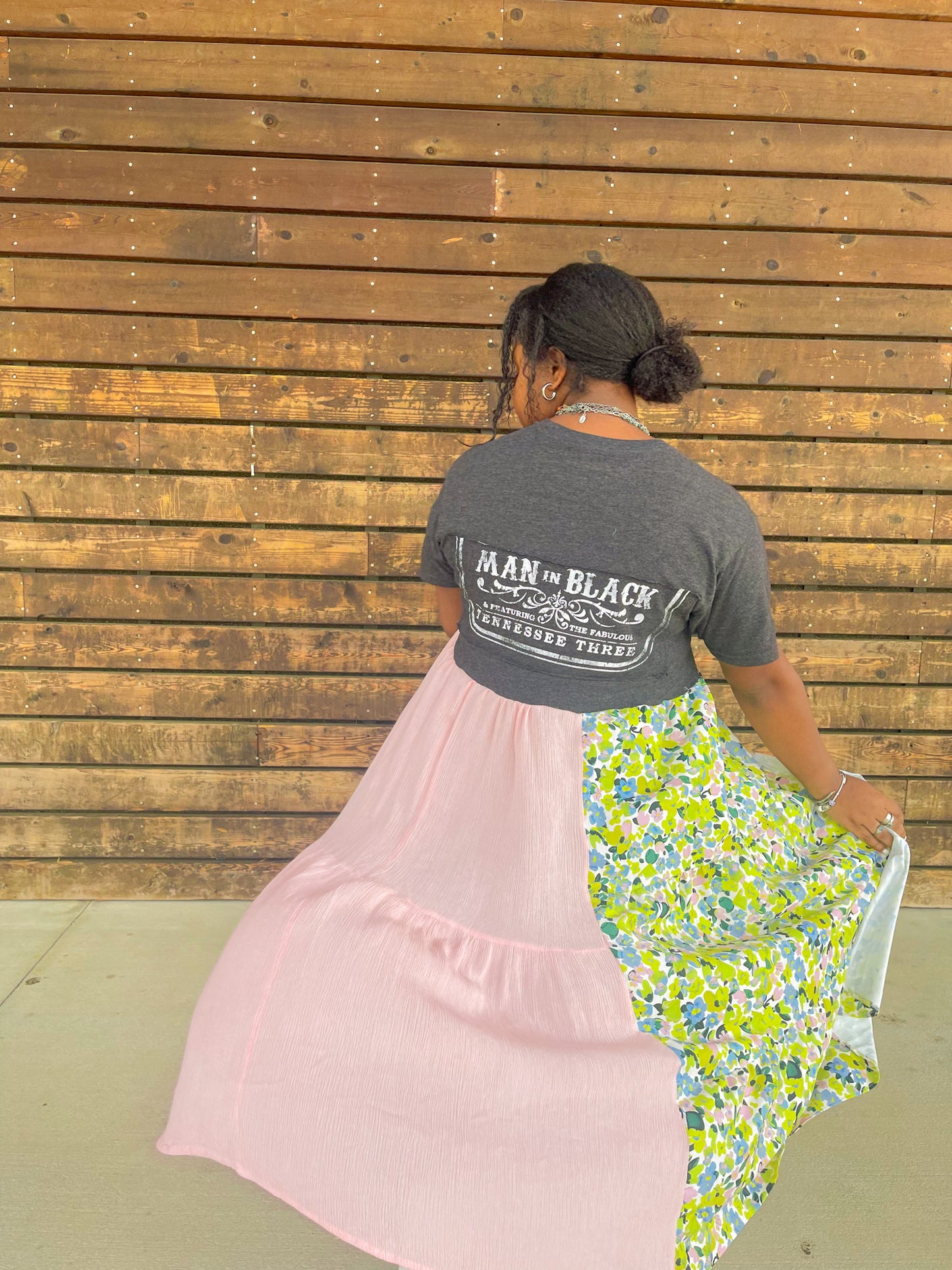 Extra Small-Large Johnny Cash Maxi Tee