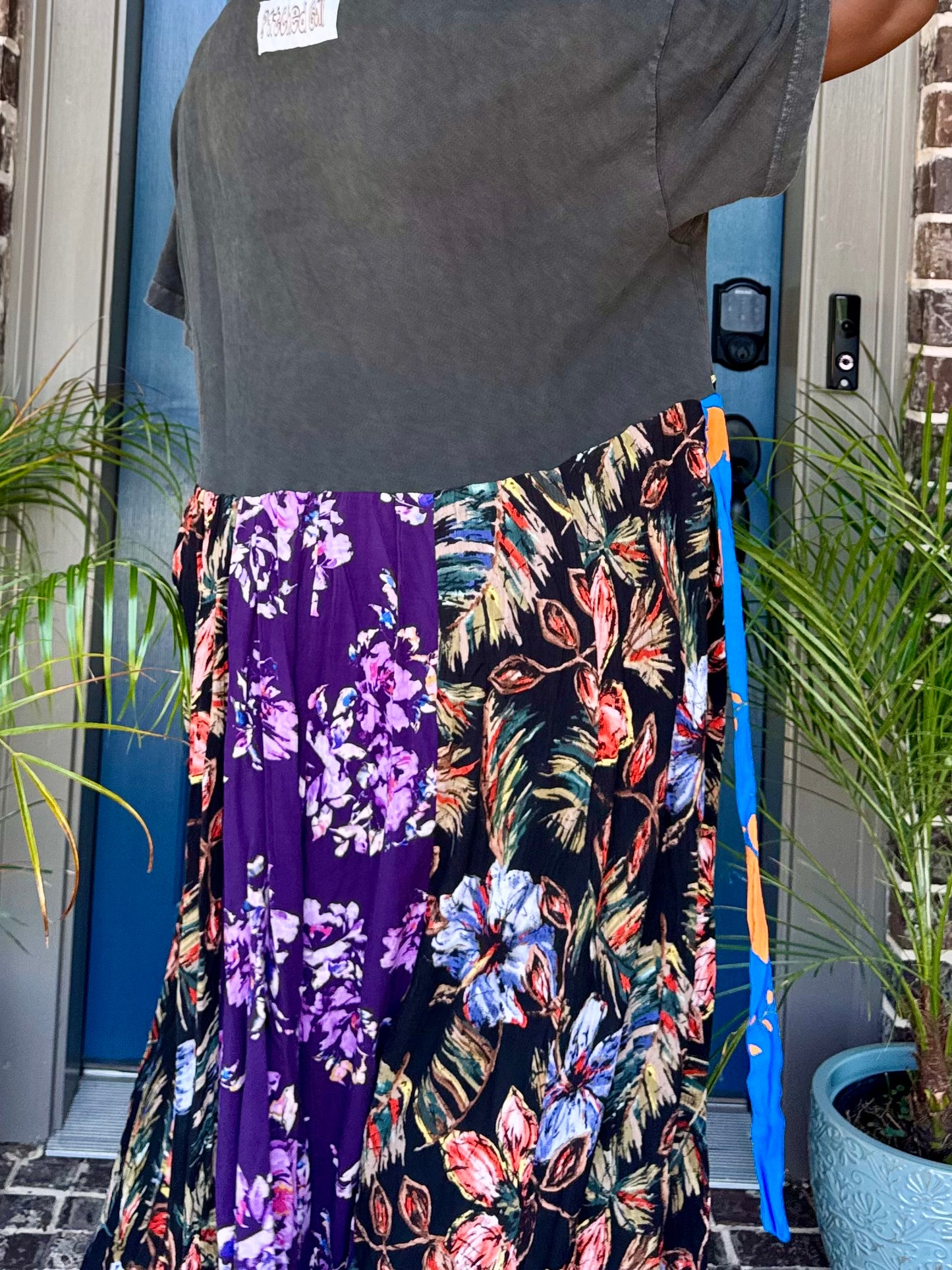 Medium-2XL Las Vegas Maxi Tee