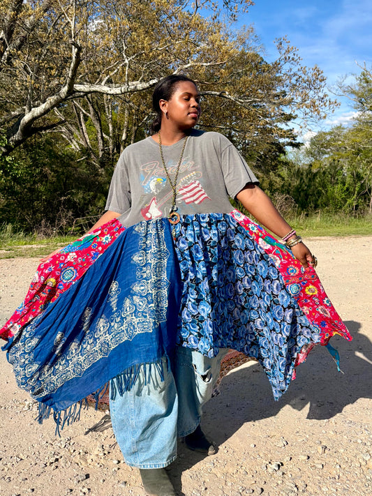 Small- 1XL Fender Maxi Tee