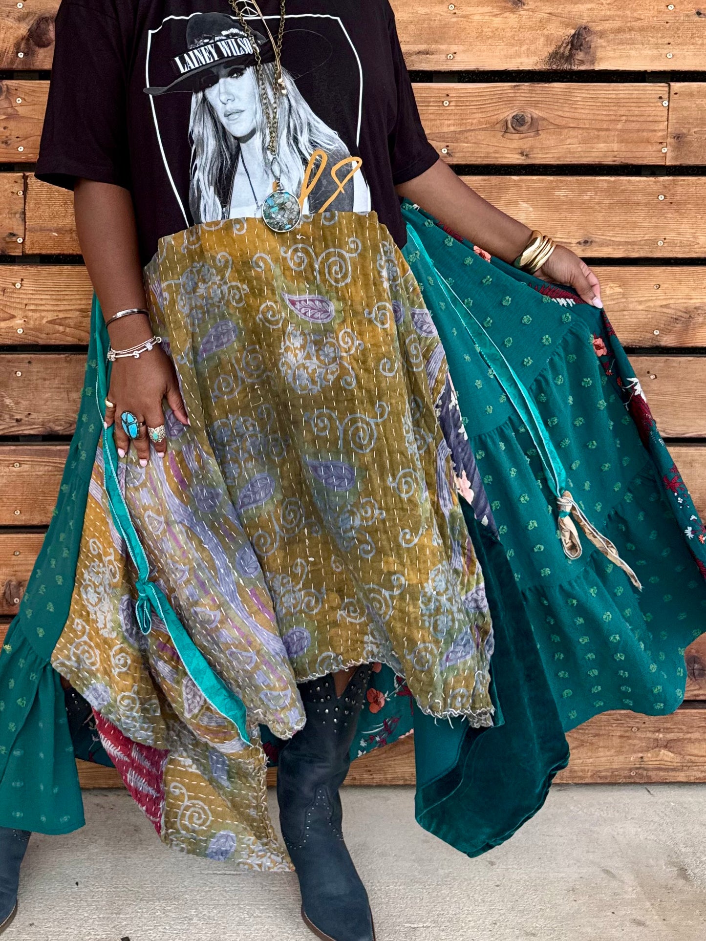 Medium-2XL Lainey Wilson Maxi Tee