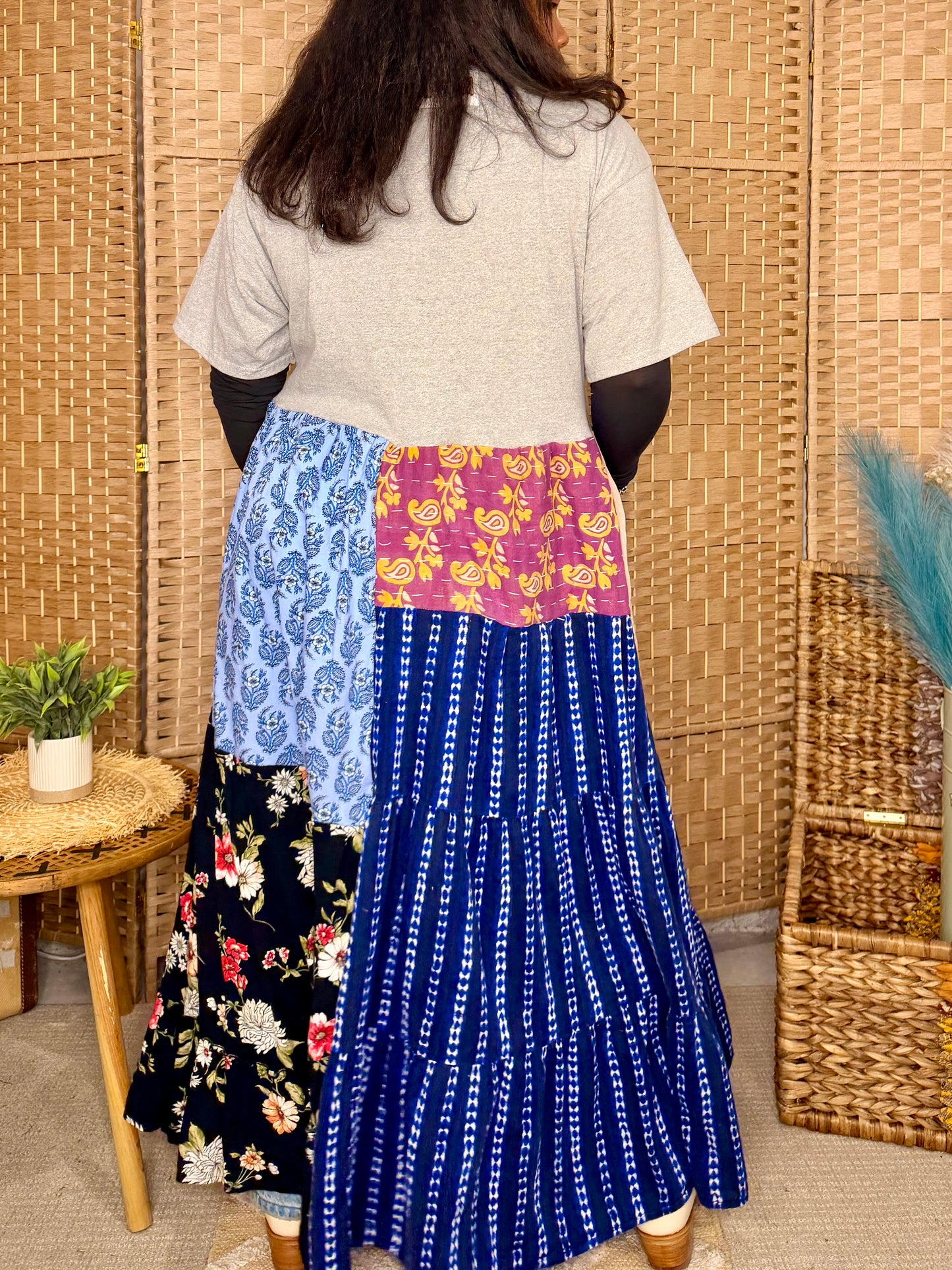 Extra Small- 1XL KISS Maxi Tee