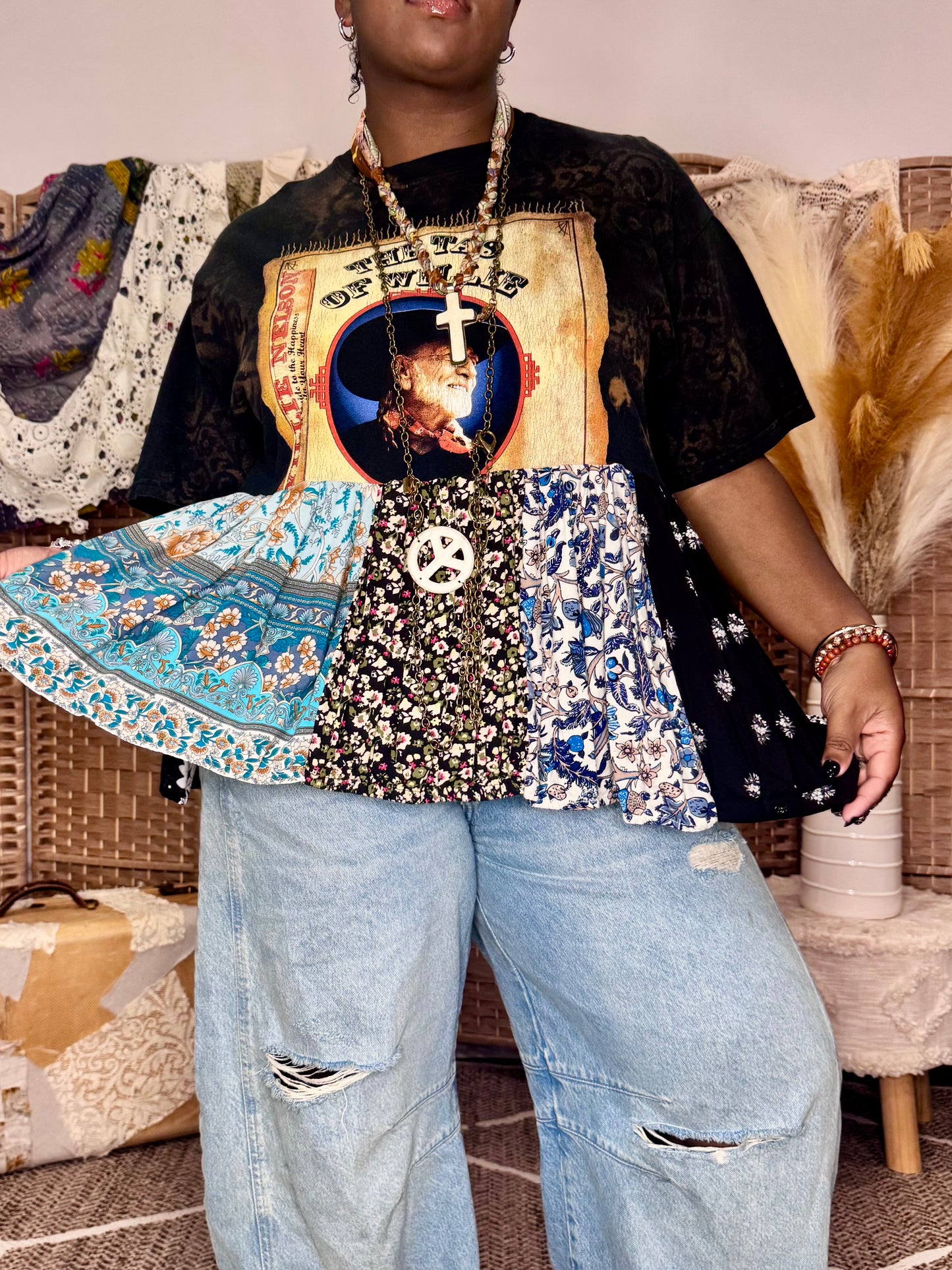 XXS-Medium Willie Nelson Midi Tee