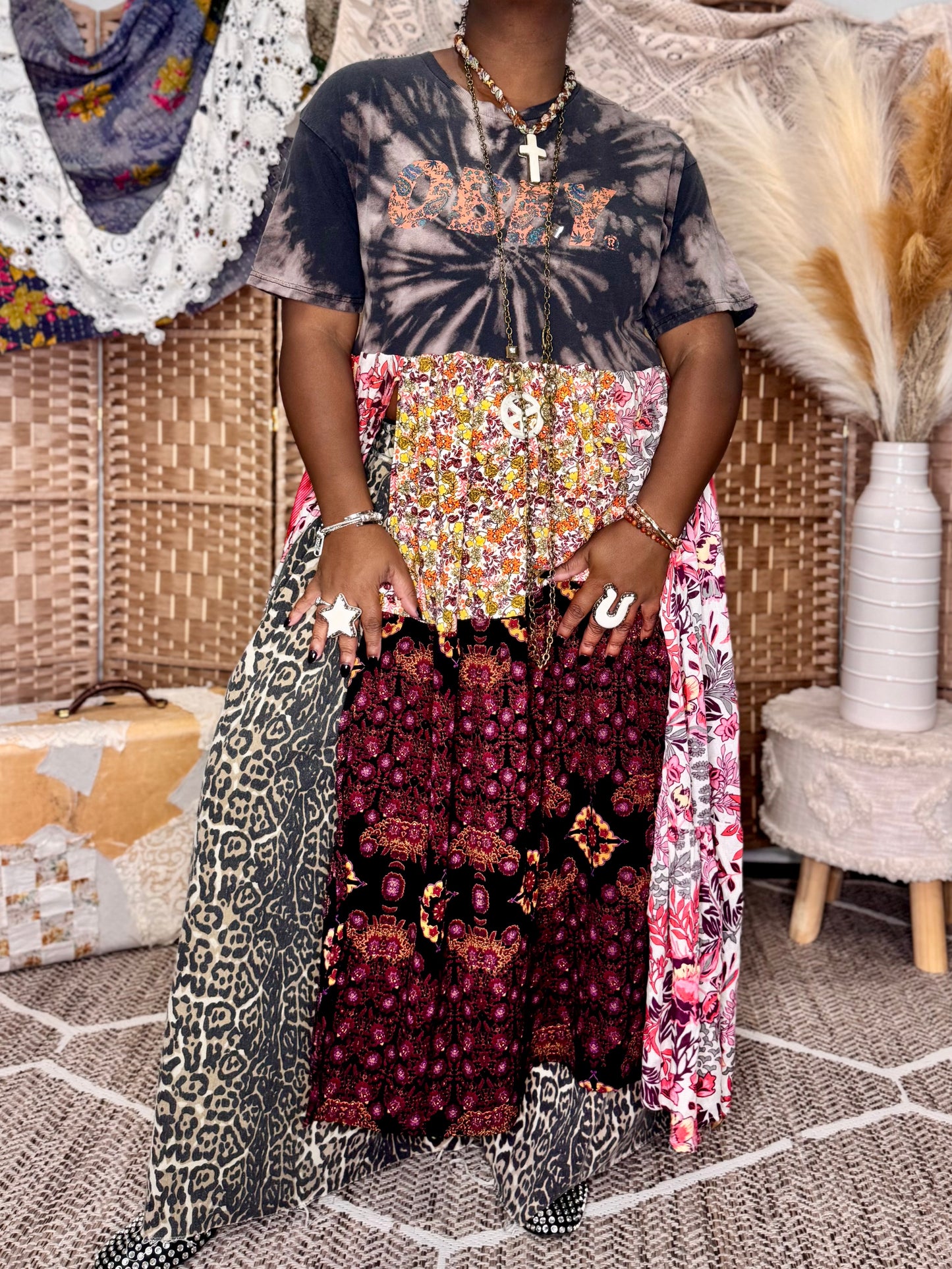 XXS-Extra Large Obey Maxi Tee