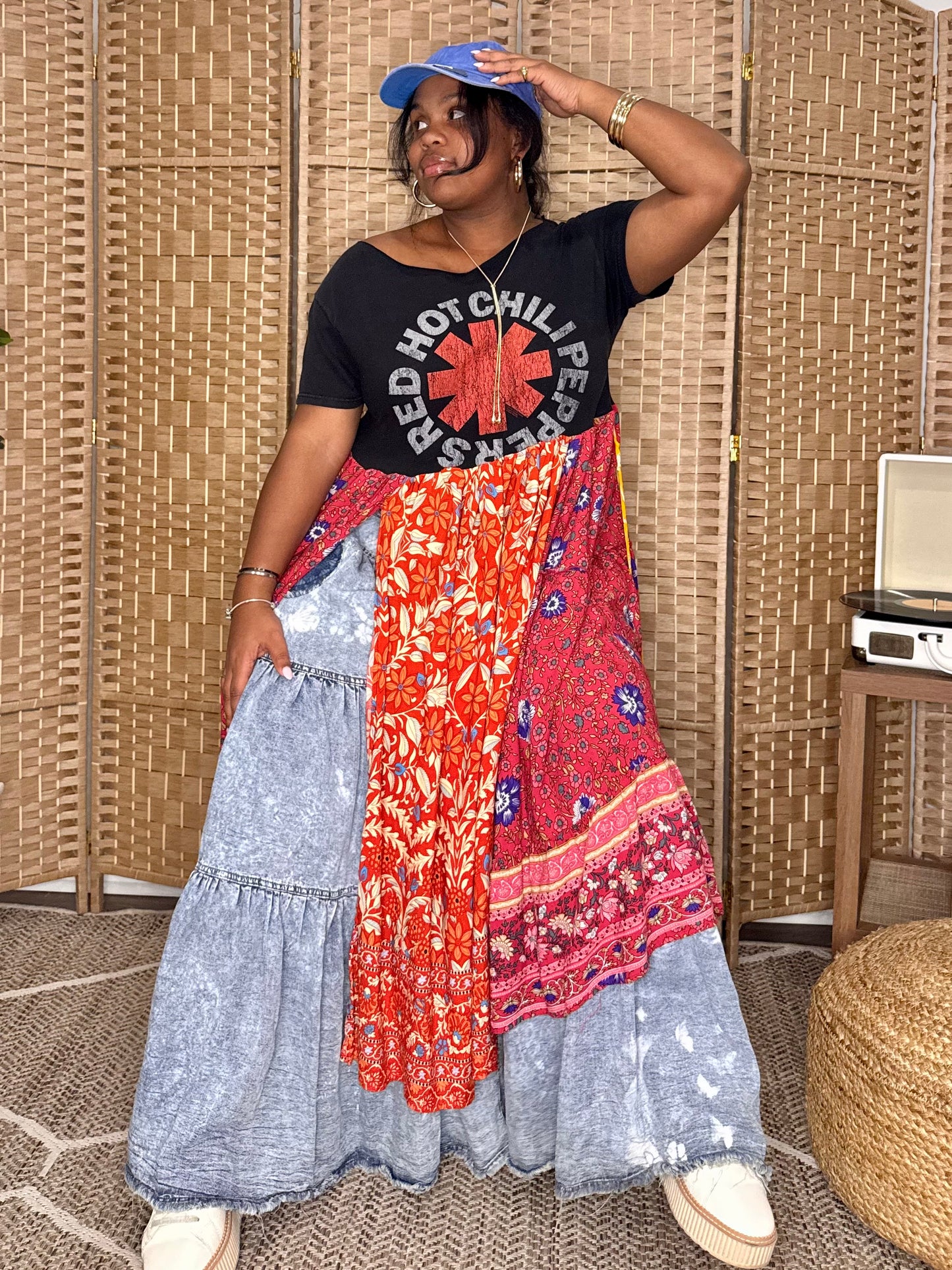 XXS-Medium Red Hot Chili Peppers Maxi Tee