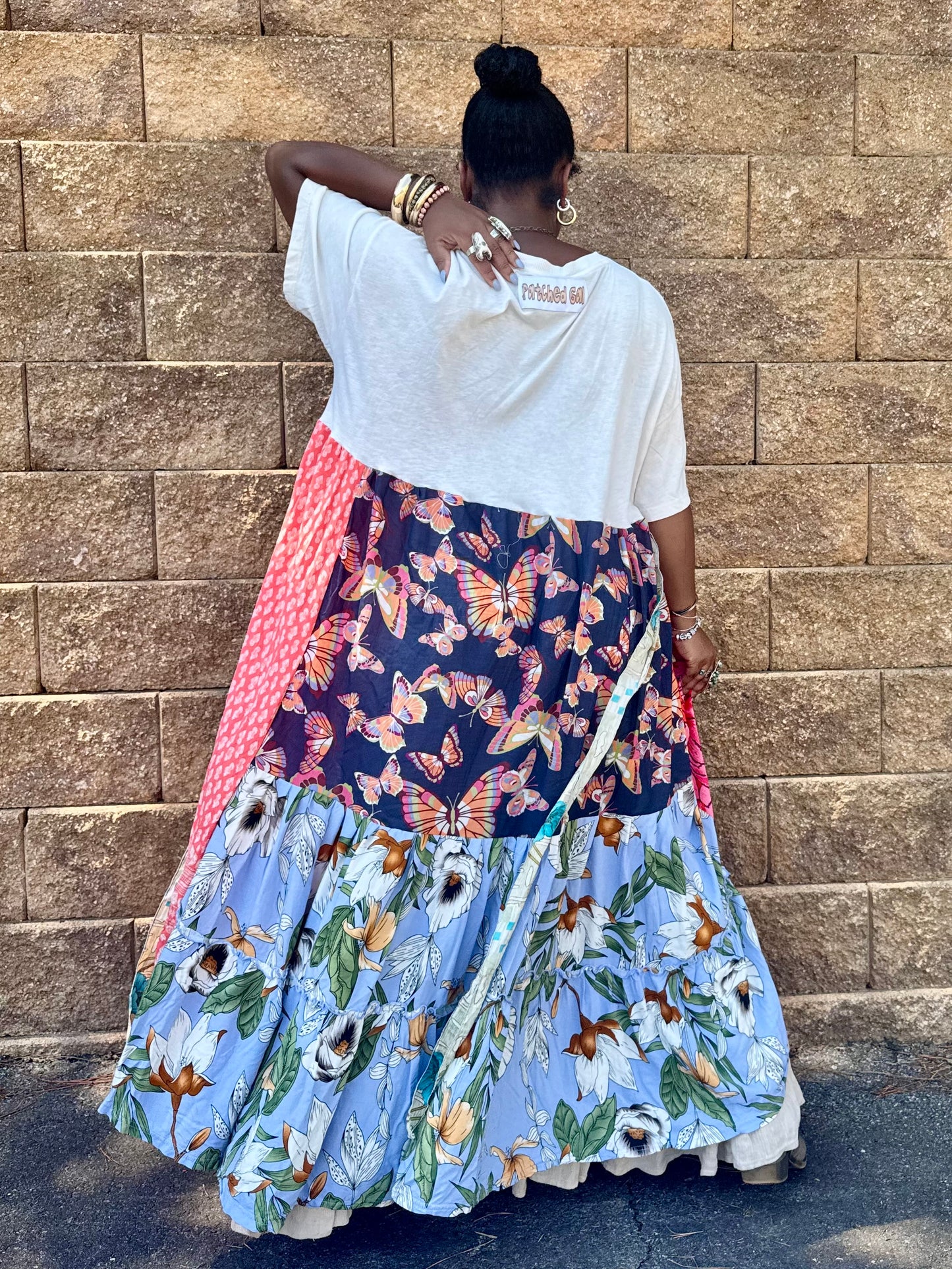 Medium-2XL Save The Bees Maxi Tee