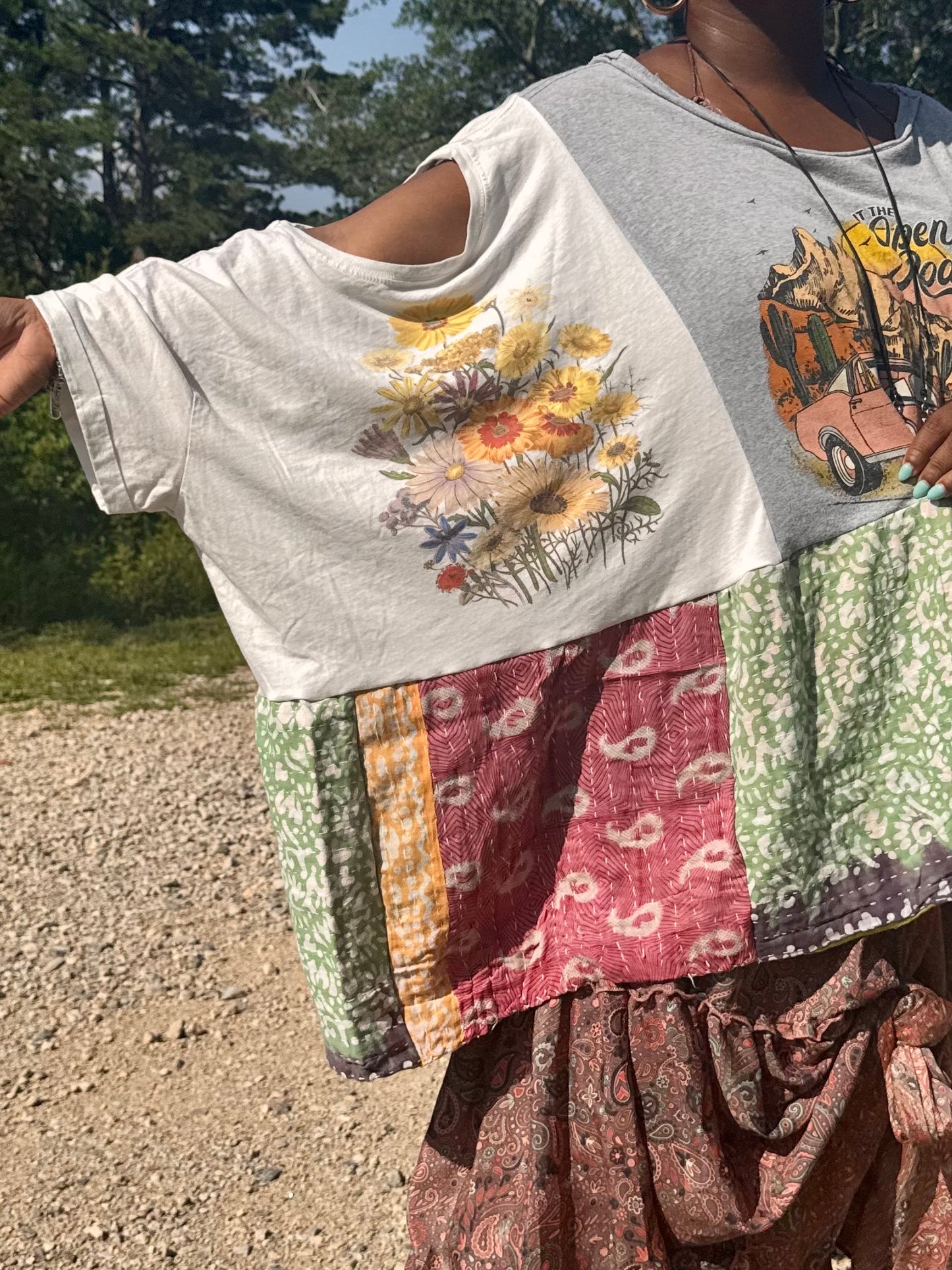 Small-5XL Fleetwood Mac/ On the Road Trio Poncho