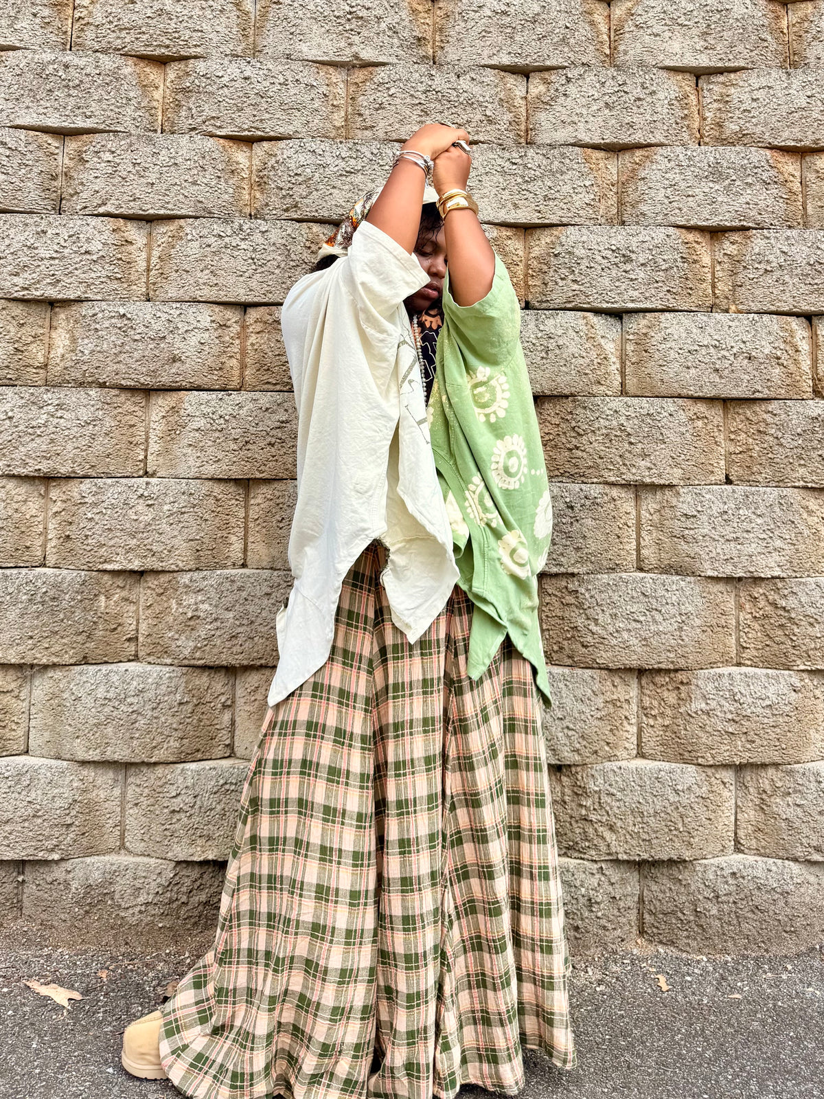 Small- 2XL Dolly Parton Poncho Tee