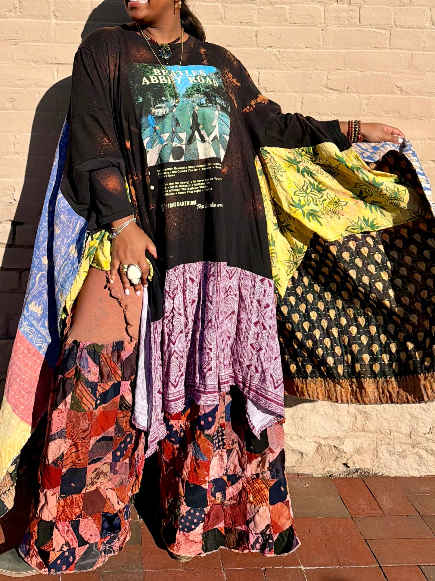 Large-5XL The Beatles Swing Maxi Tee