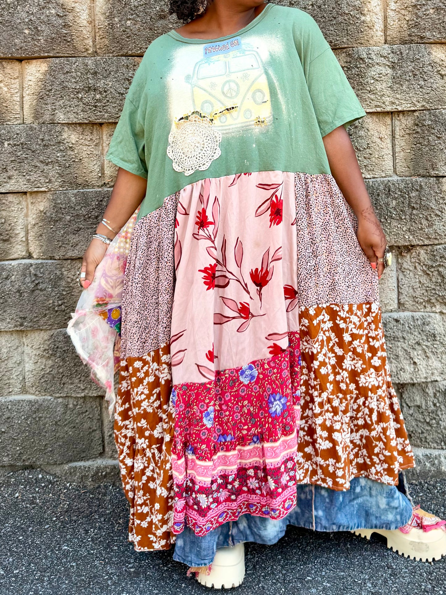 Small-2XL Hippie Bus High Low Swing Tee