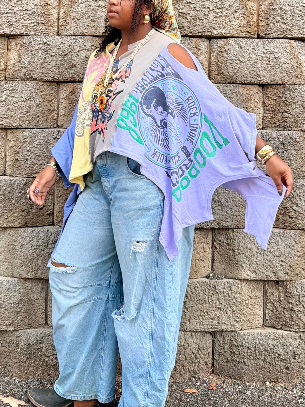 Extra Small- Extra Large Def Leppard/ Indie Rock Poncho Tee