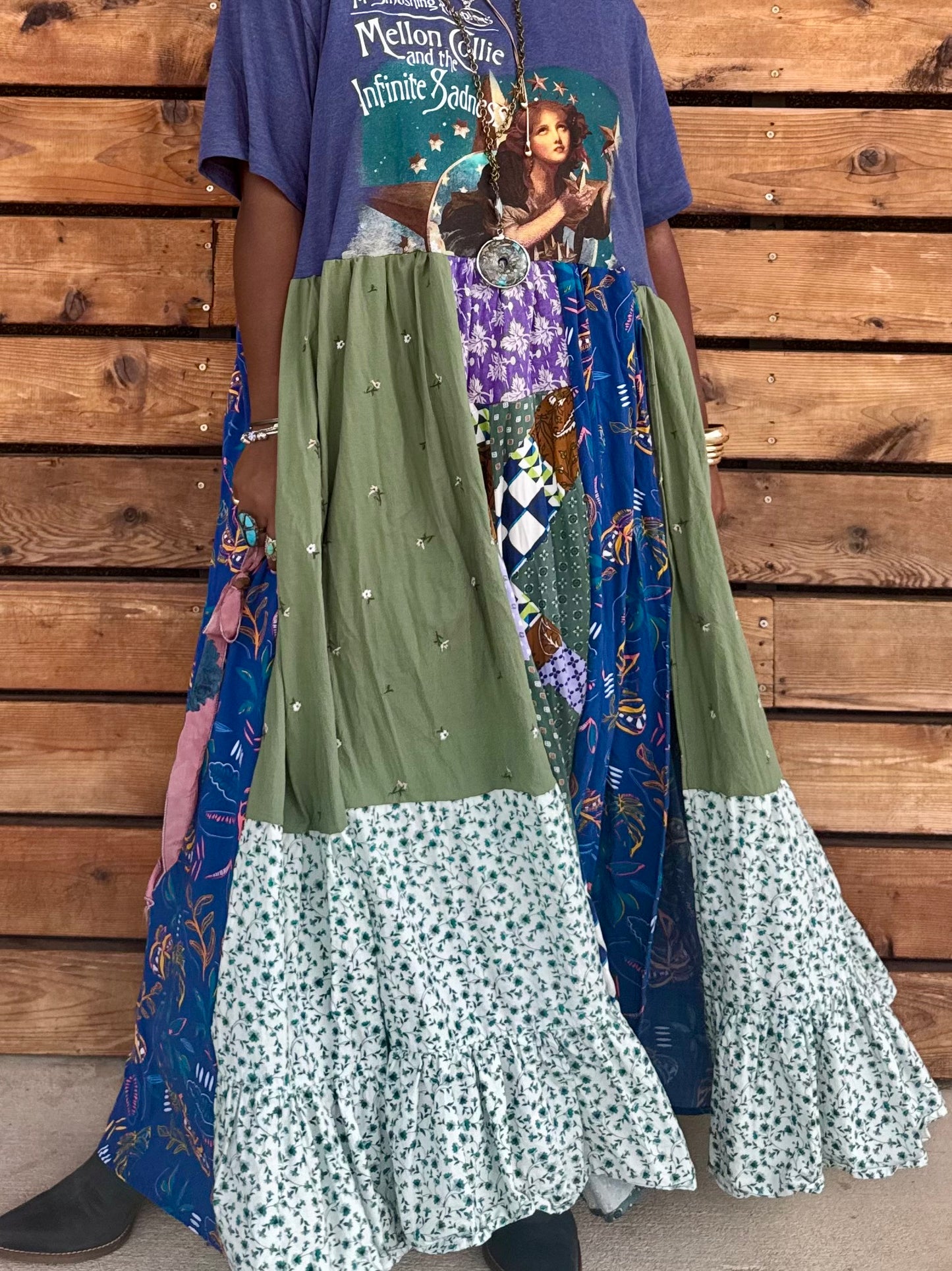 Large-3XL Smashing Pumpkins Maxi Tee