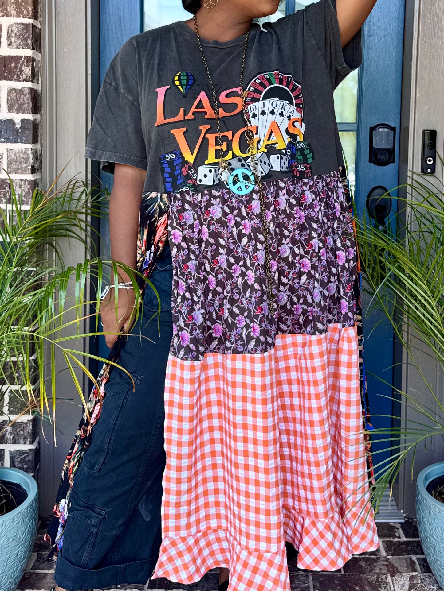 Medium-2XL Las Vegas Maxi Tee