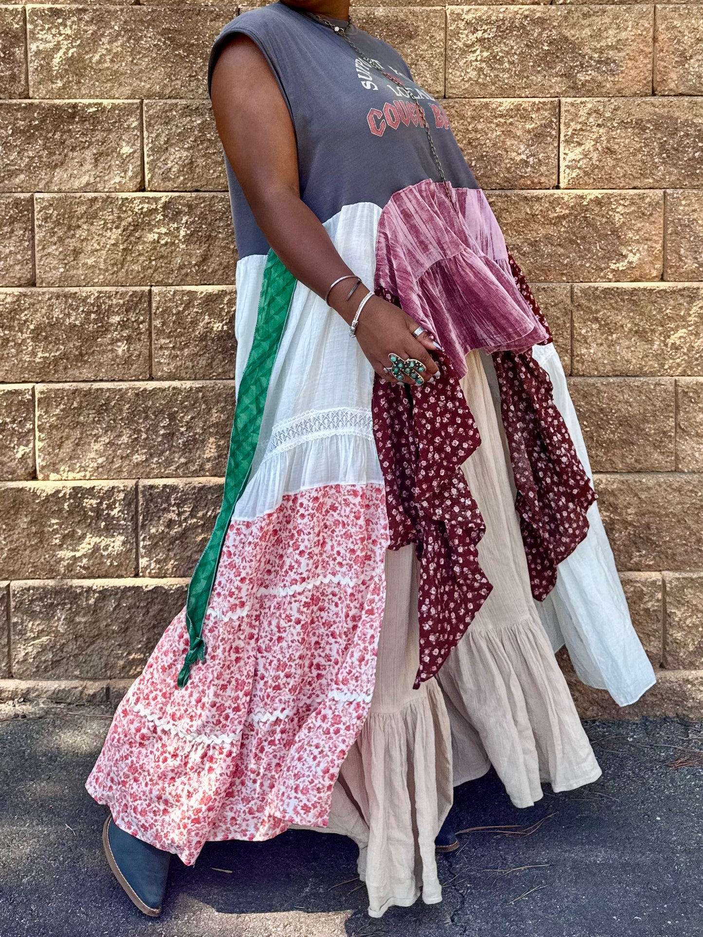 Medium-2XL Support Your Local Cover Band Maxi Tee