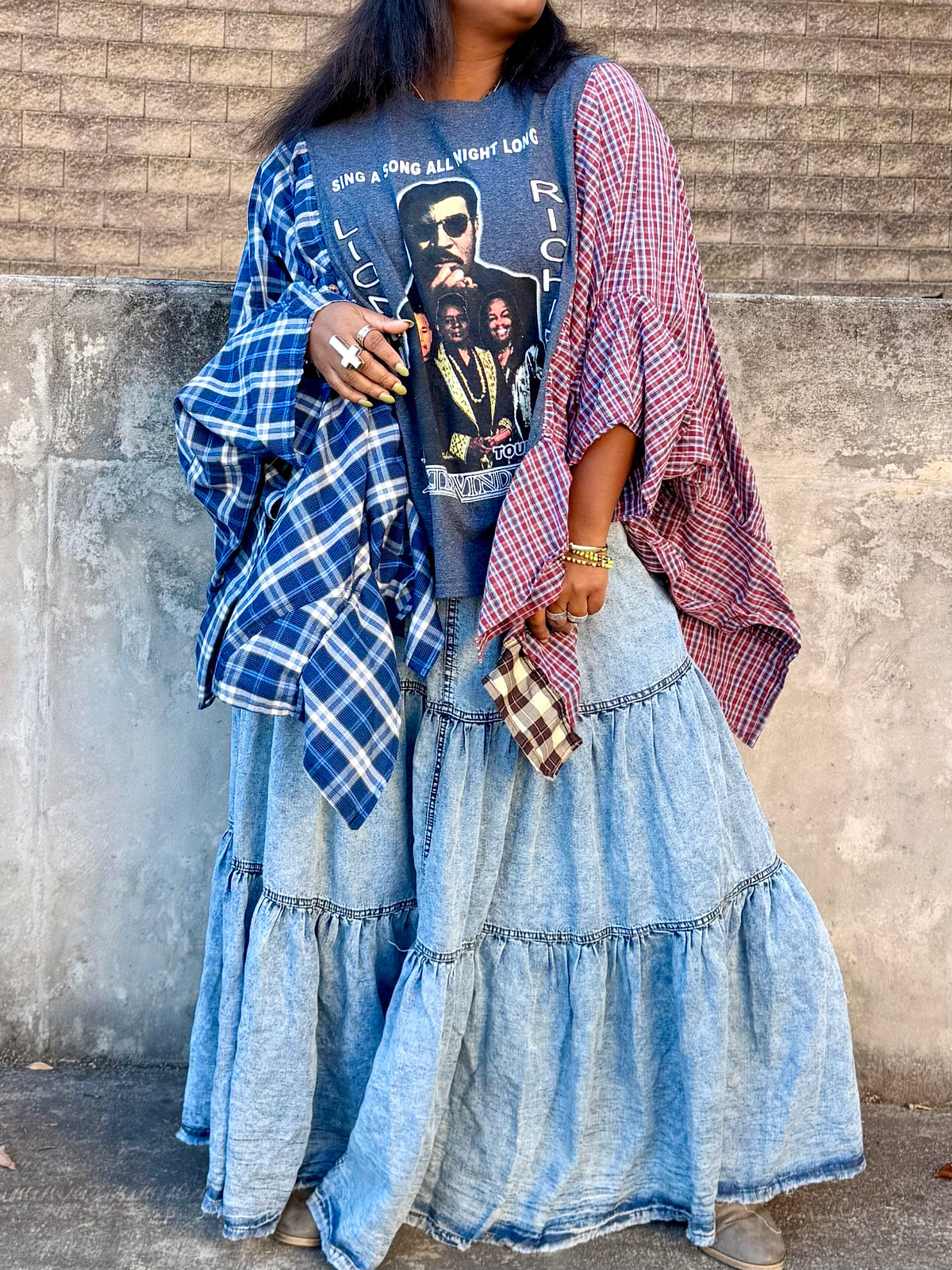 Extra Small-2XL Lionel Richie Poncho Tee