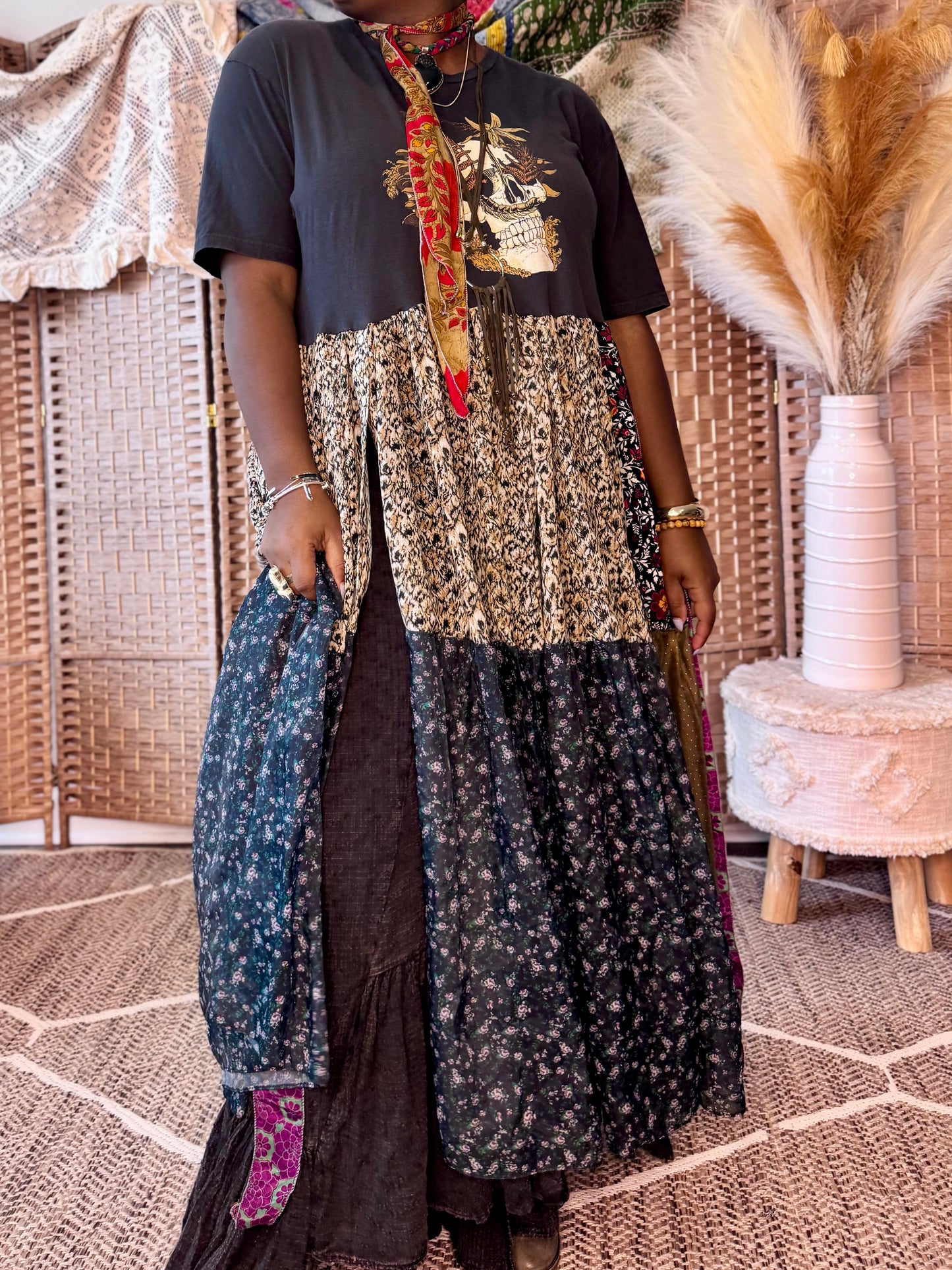 Extra Small- Extra Large Skull Maxi Tee