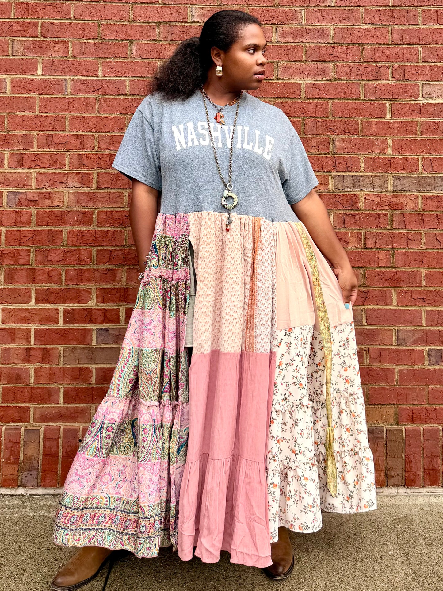 Medium-2XL Nashville Maxi Tee