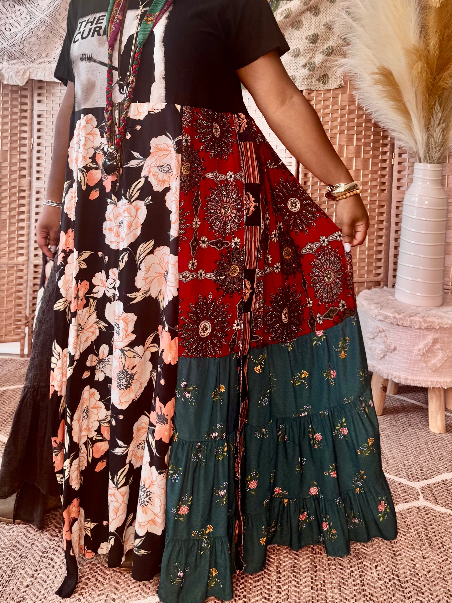 Medium- 1XL The Cure Maxi Tee