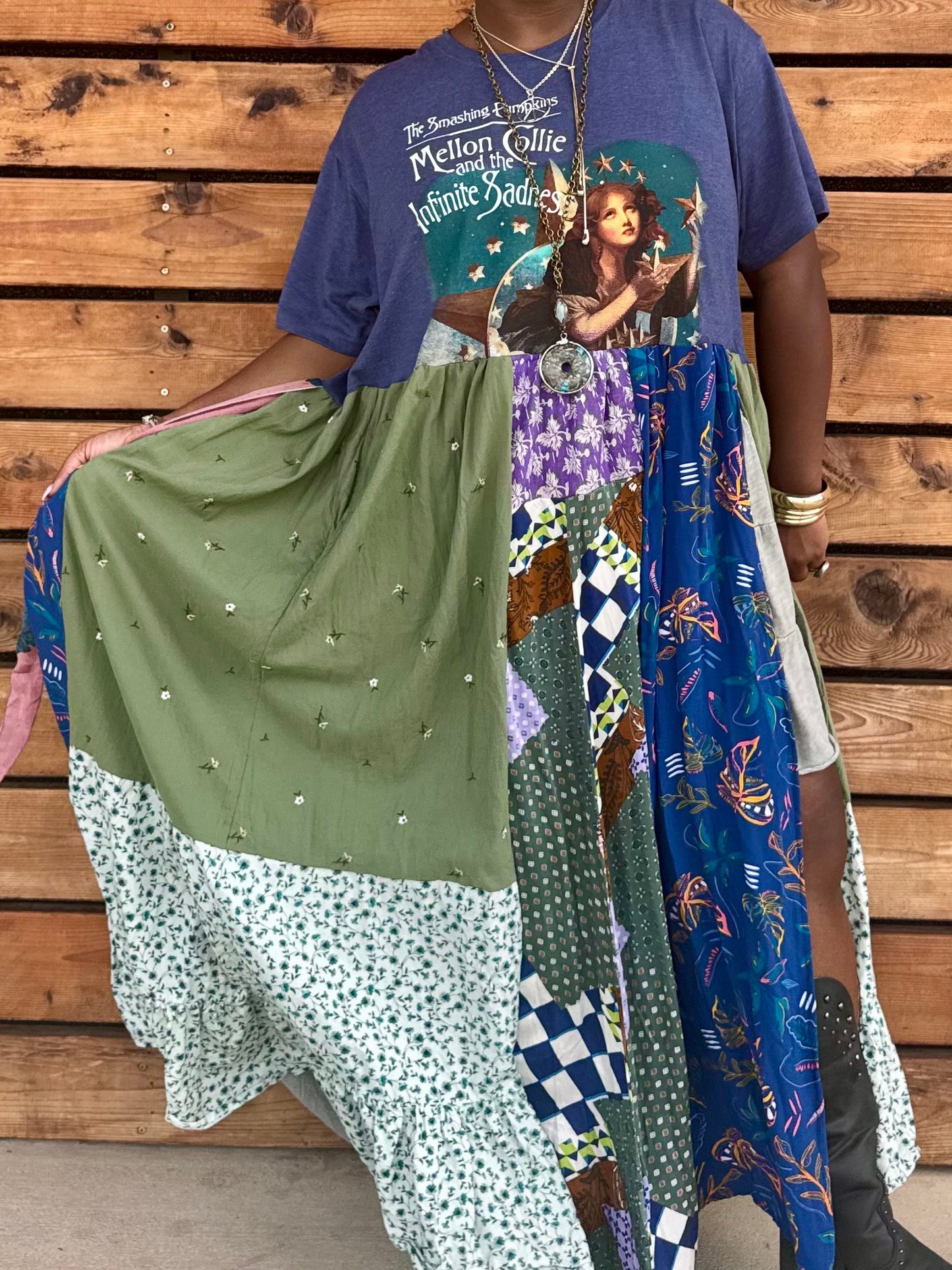 Large-3XL Smashing Pumpkins Maxi Tee