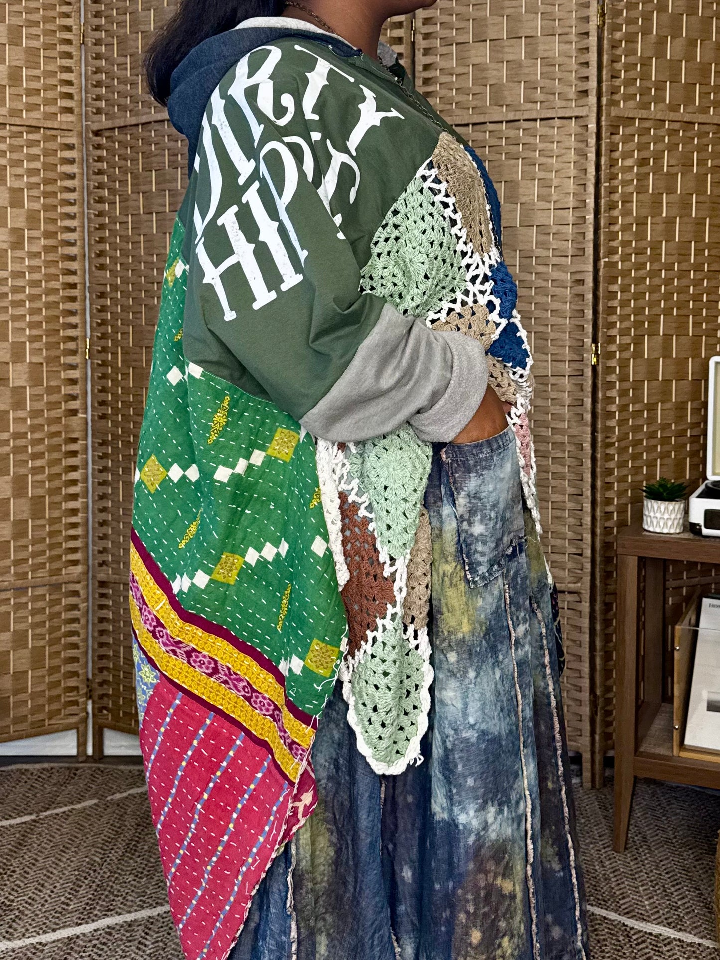 Large-5XL Dirty Hippie Luxury Hoodie