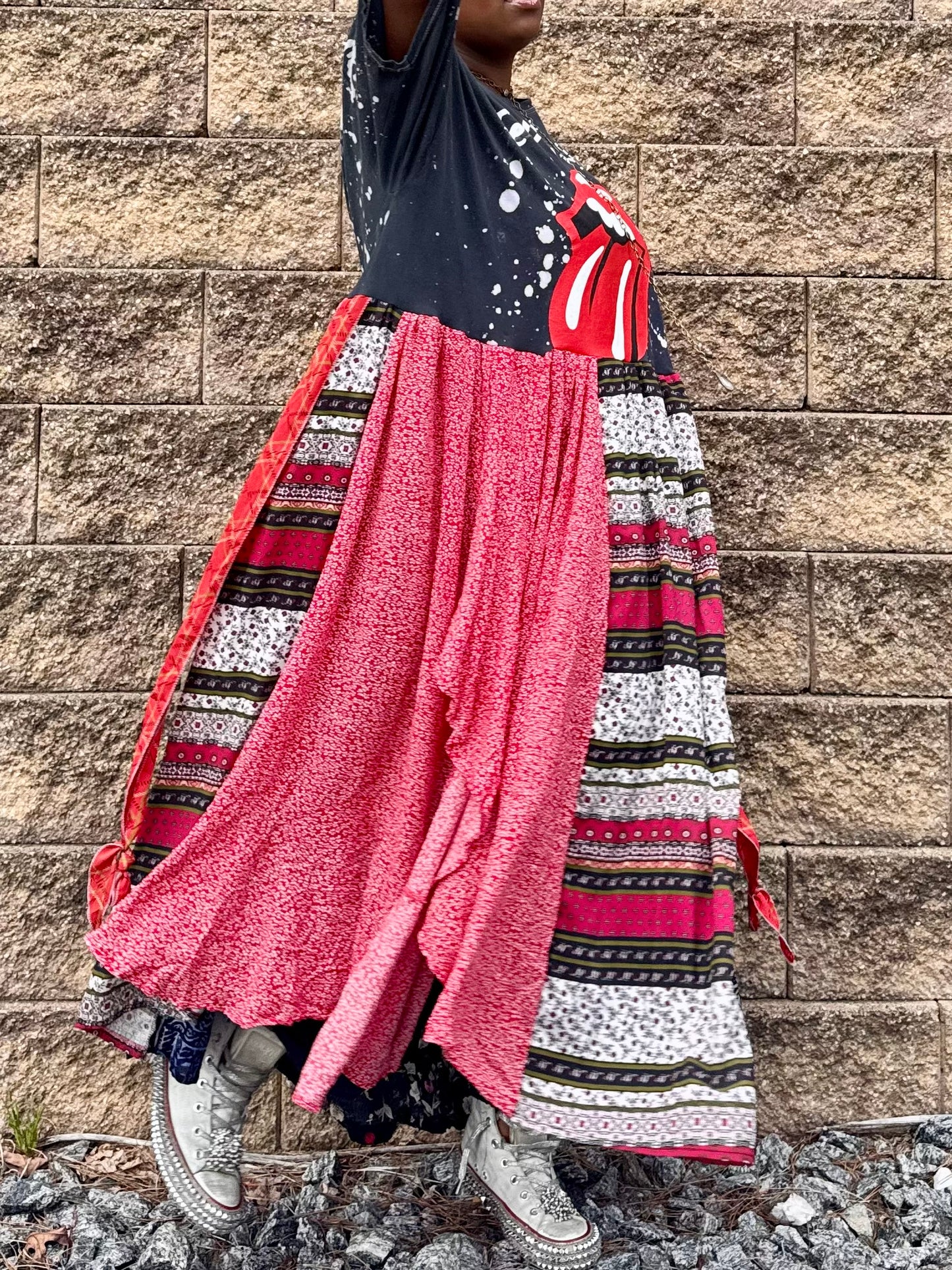 Large-3XL Rolling Stones Maxi Tee