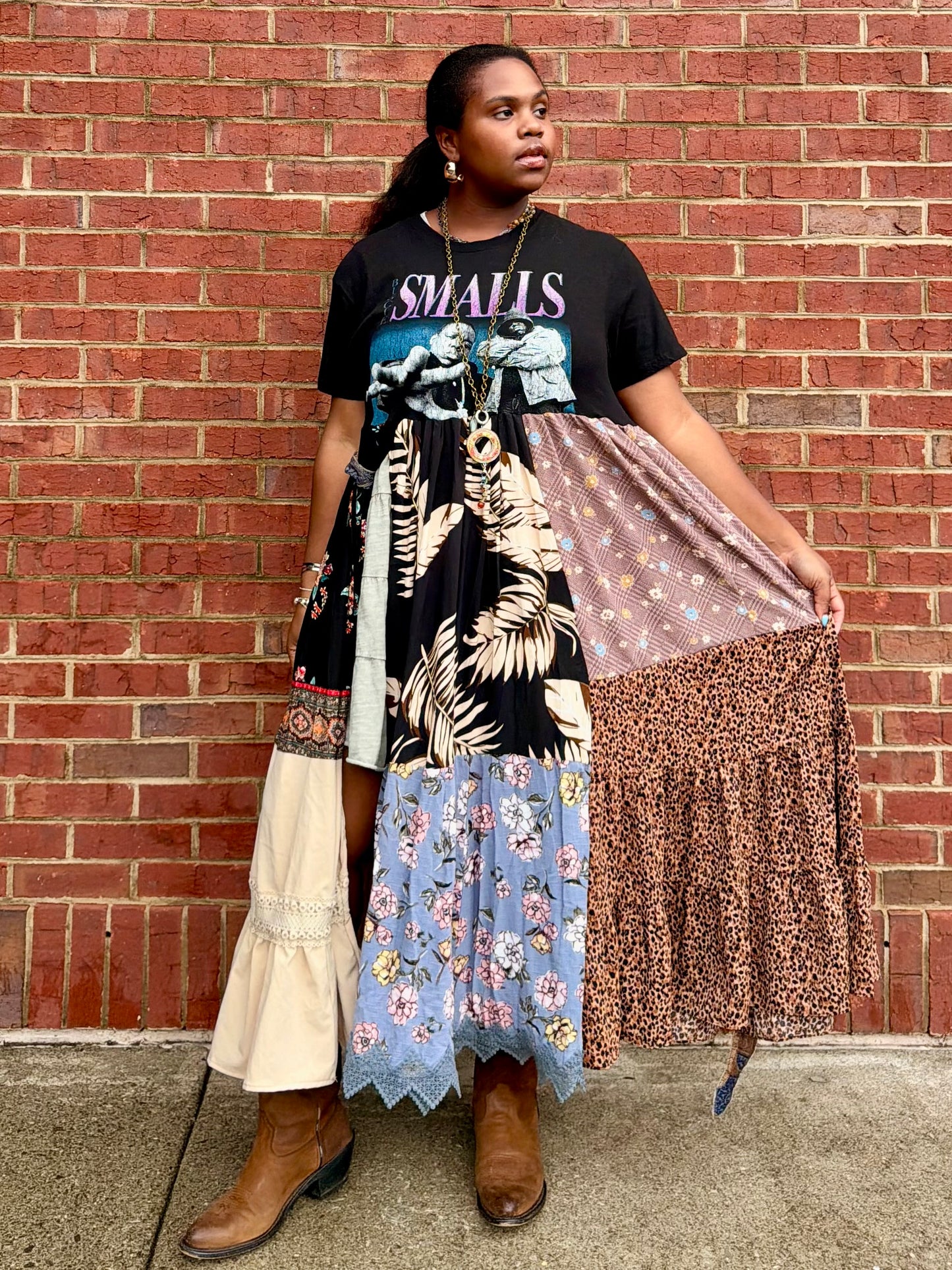 Small- Extra Large Biggie Smalls Maxi Tee
