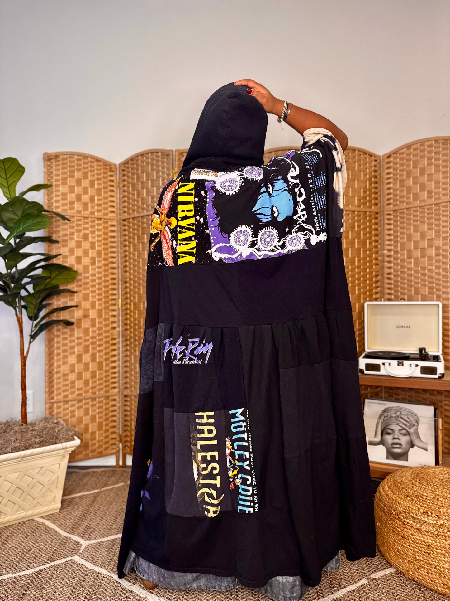 Small-3XL Nirvana/The Cure Hooded Duster