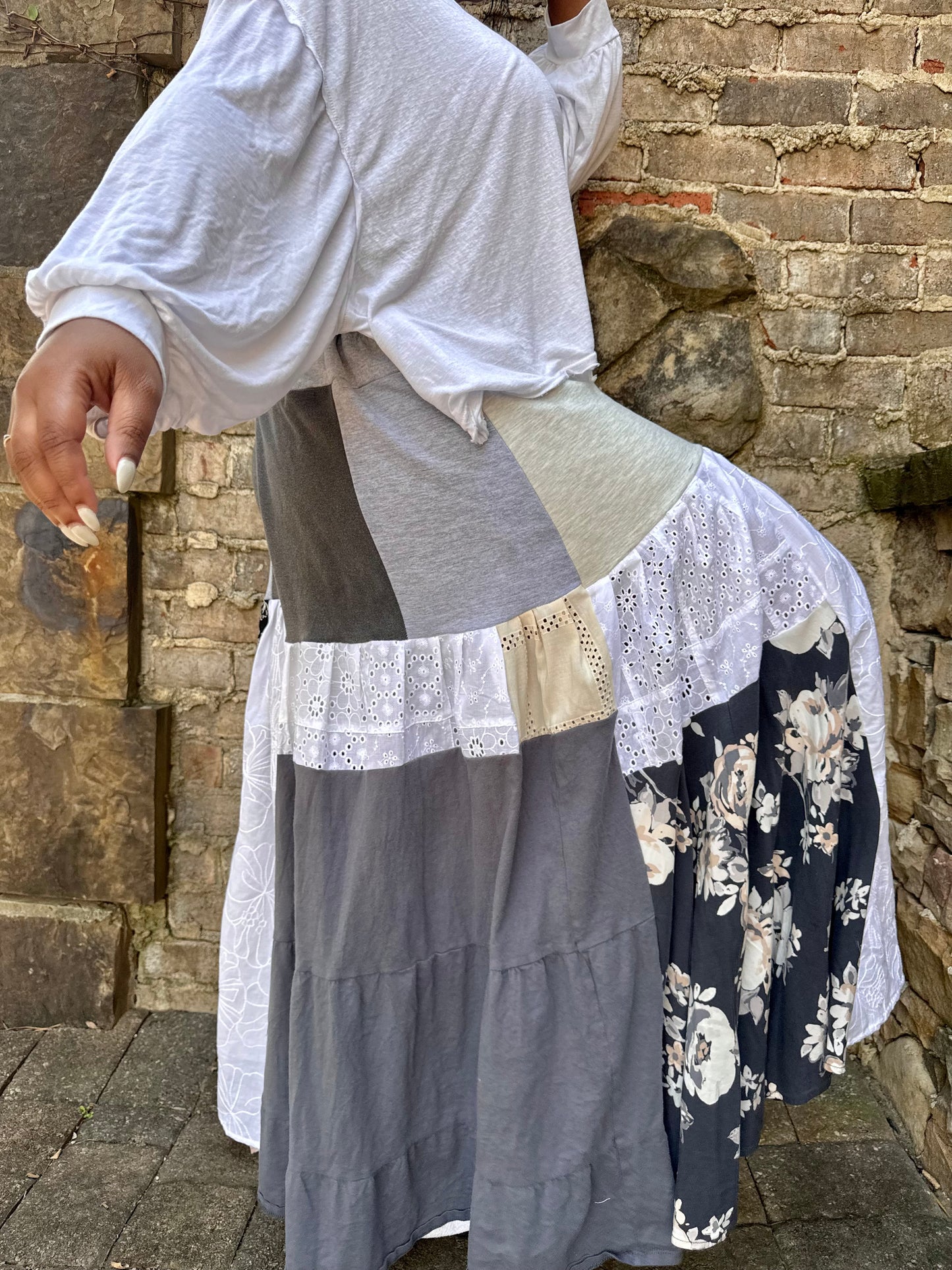 Extra Small-Extra Large Grey Floral Mix Luxury Sweatpants