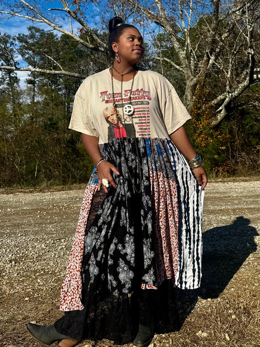 Large-2XL Tom Petty Maxi Tee