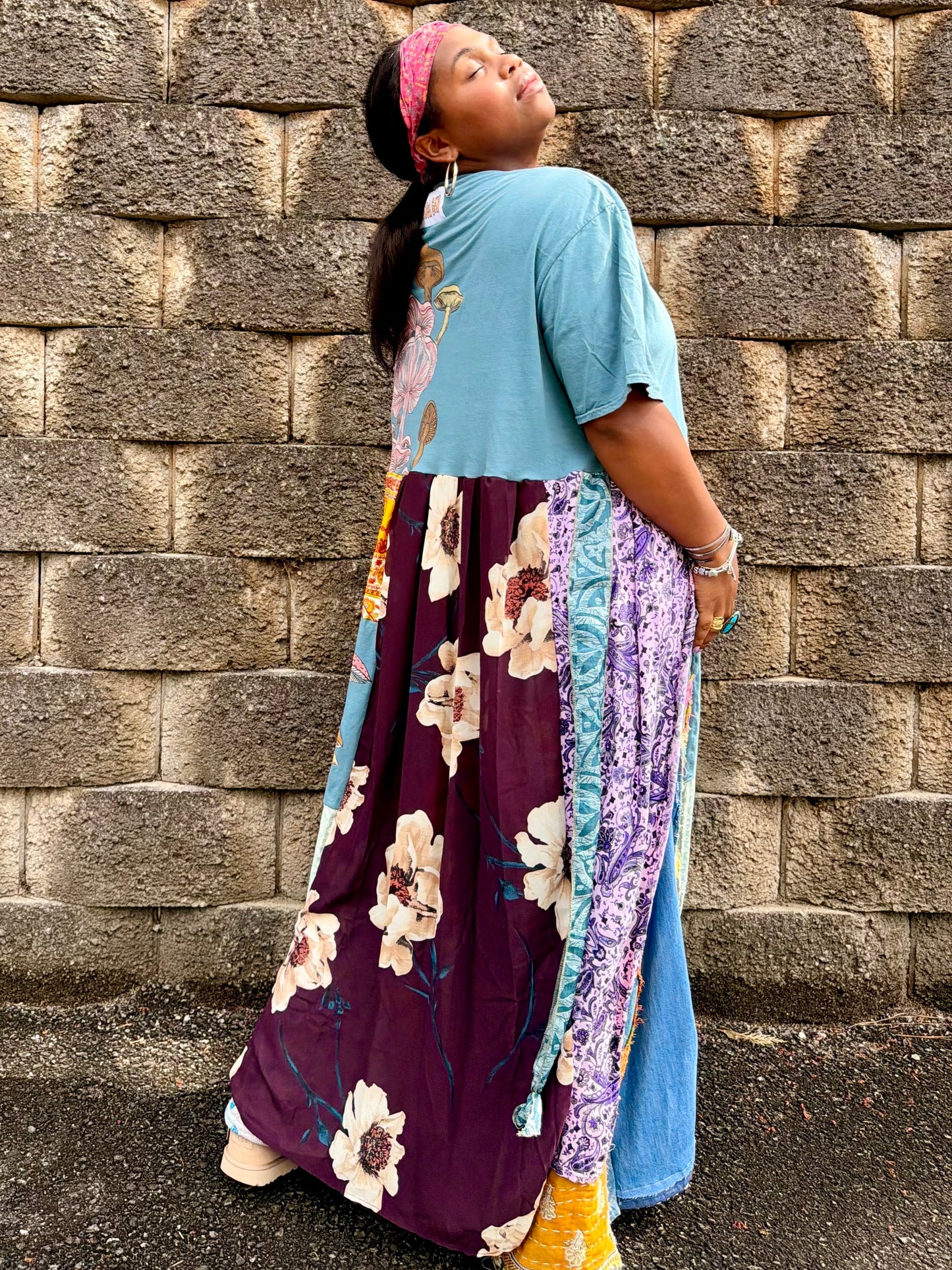 Large-2XL Kindness Is Key Maxi Tee