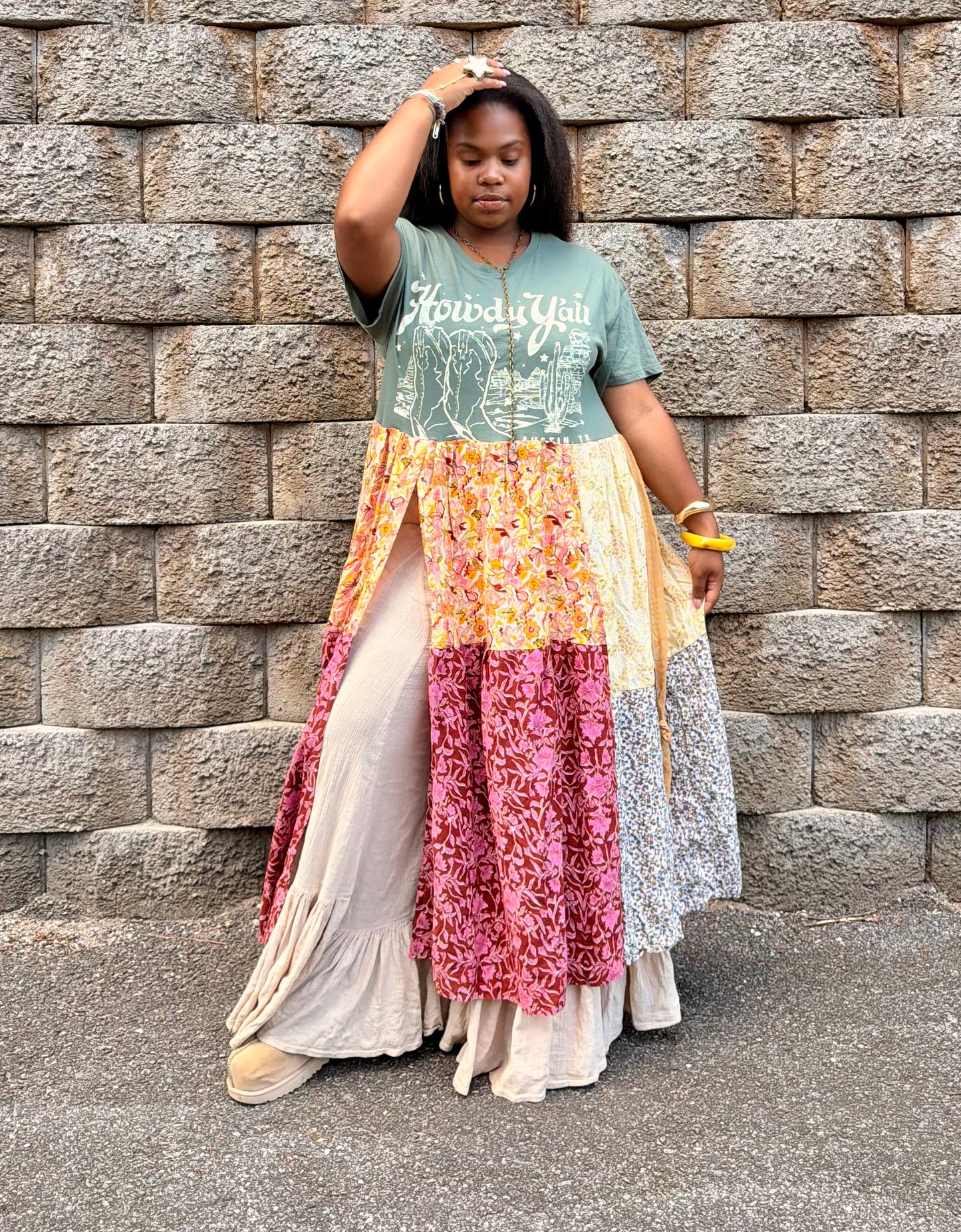 Extra Small-Extra Large Howdy Maxi Tee