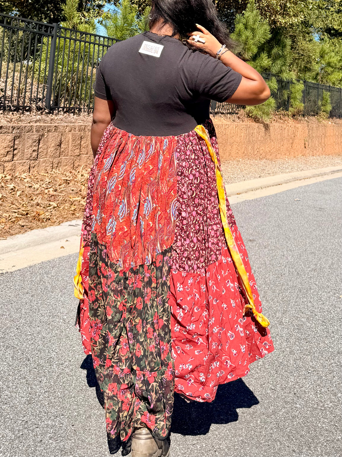 Extra Small- Large Elvis Presley Maxi Tee