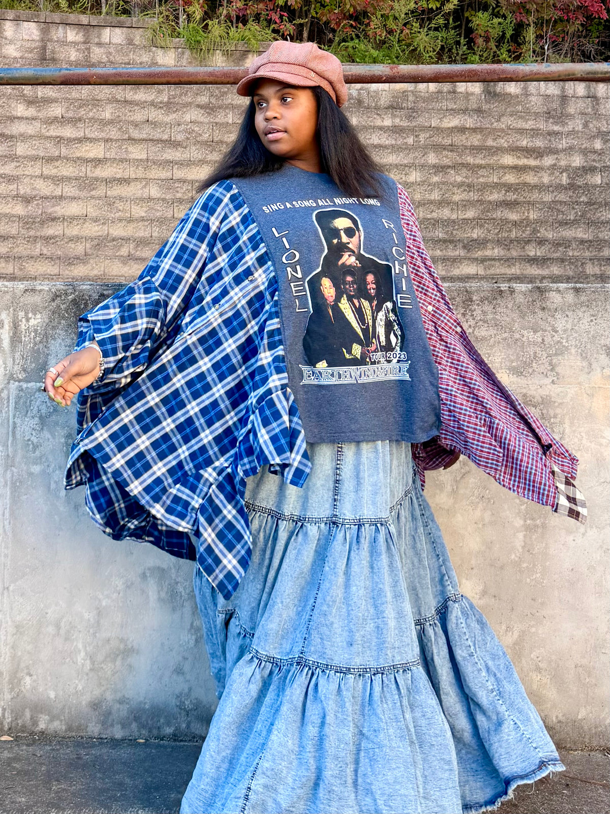 Extra Small-2XL Lionel Richie Poncho Tee