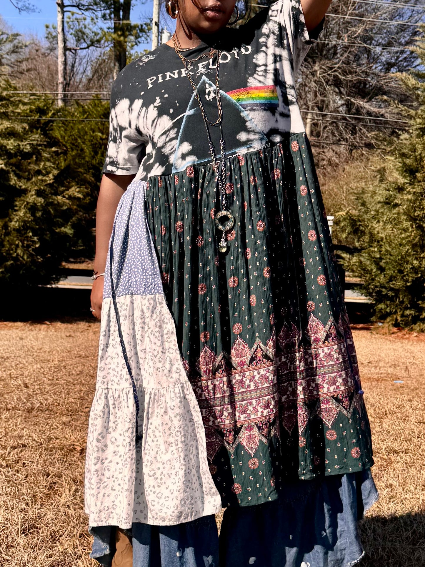 Medium-1XL Pink Floyd Maxi Tee