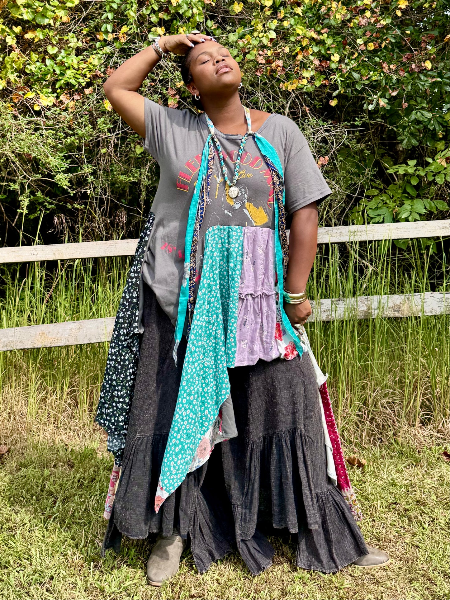 Large-2XL Fleetwood Mac Maxi Tee